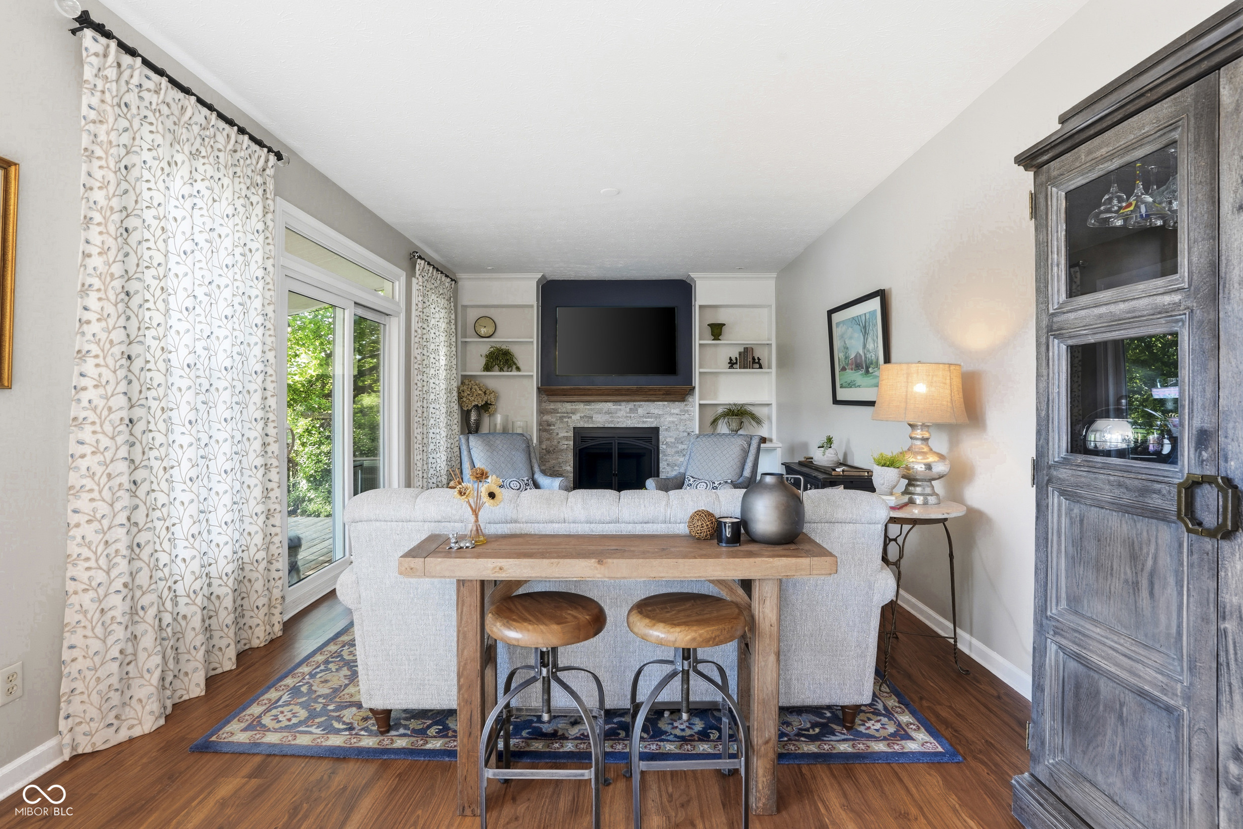10827 Lexington