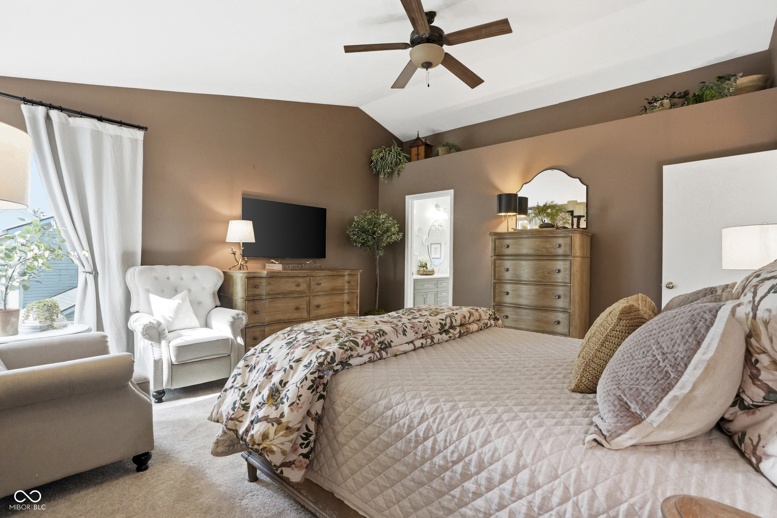 10827 Lexington