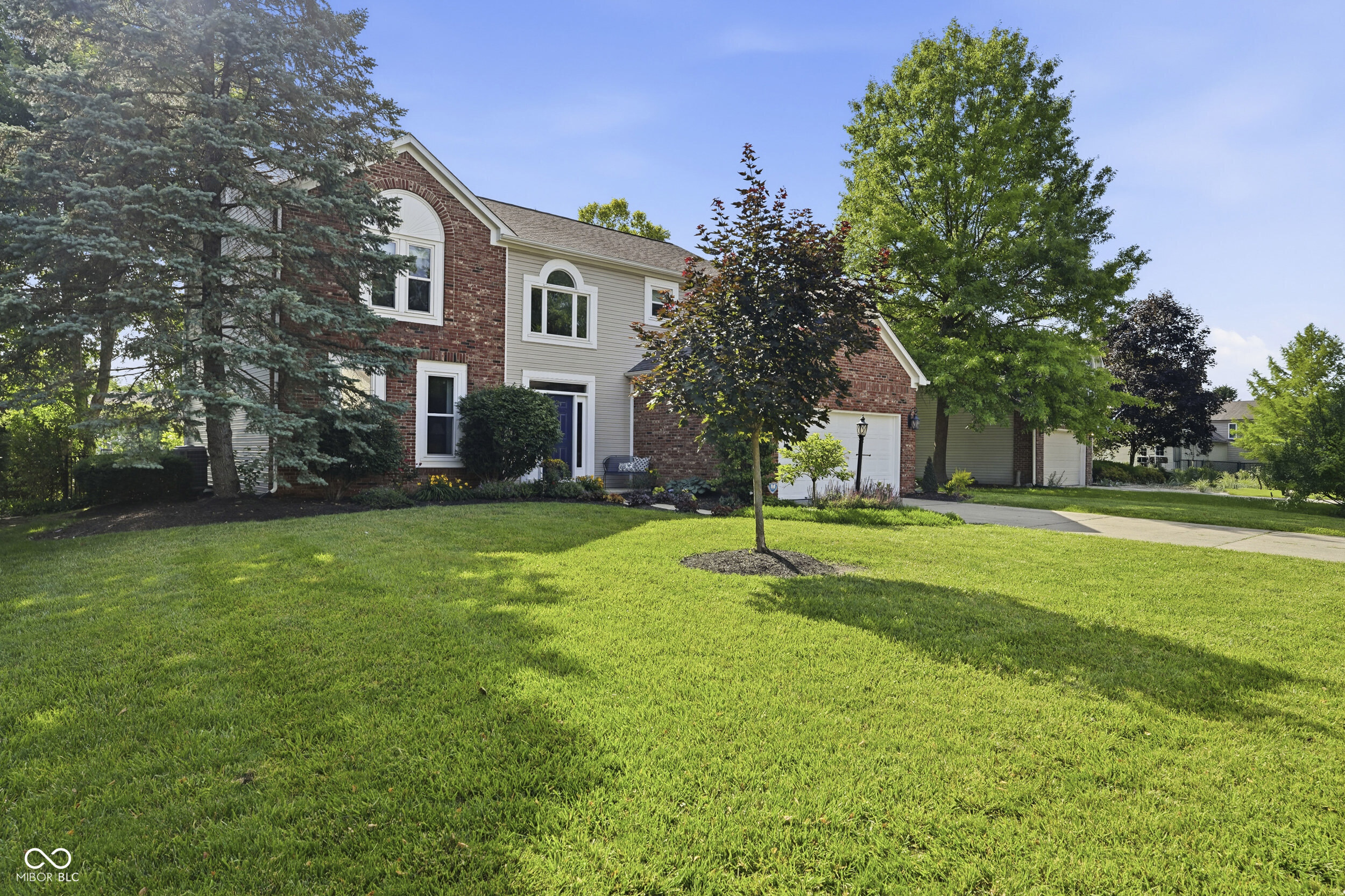 10827 Lexington