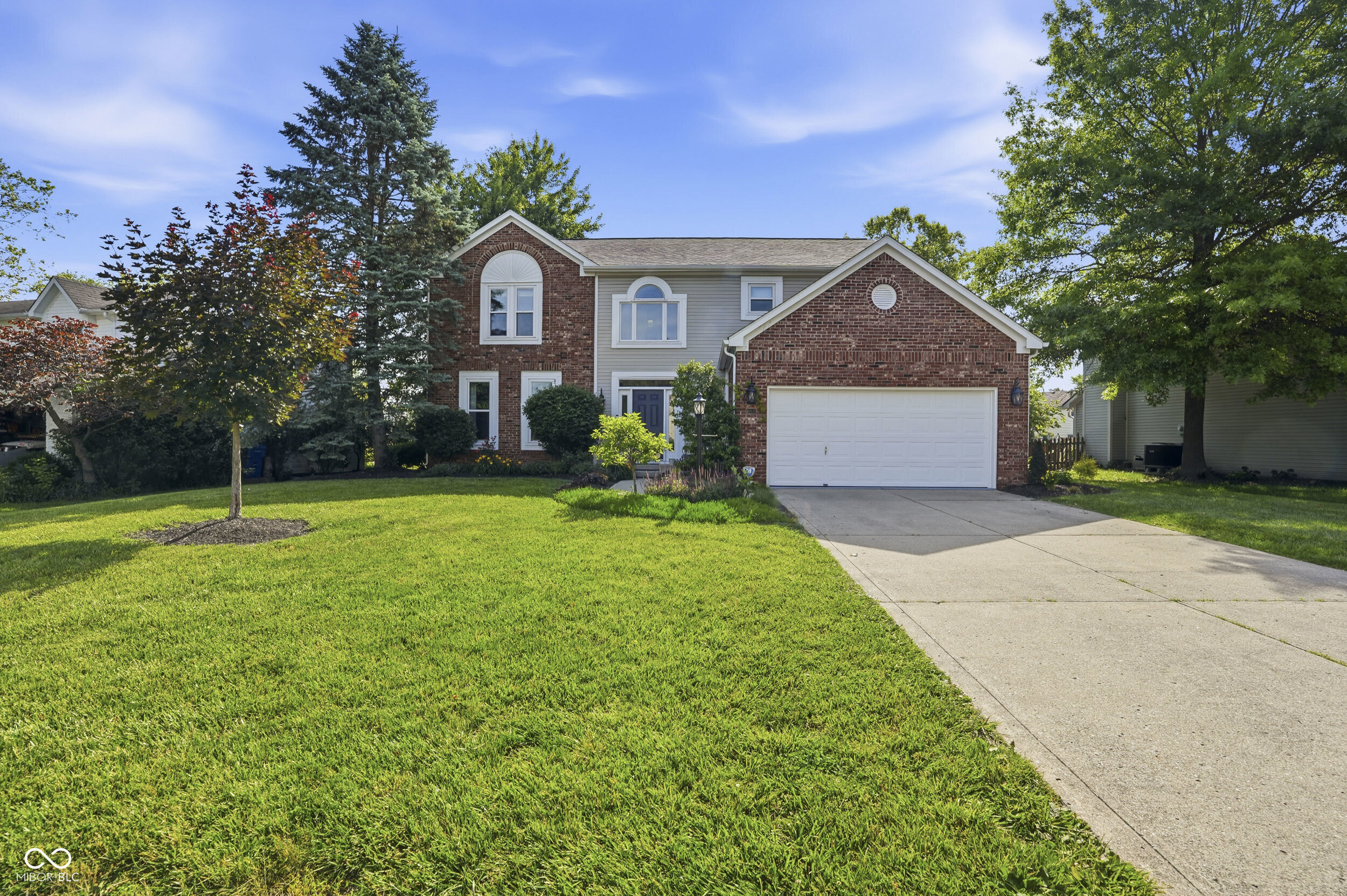 10827 Lexington