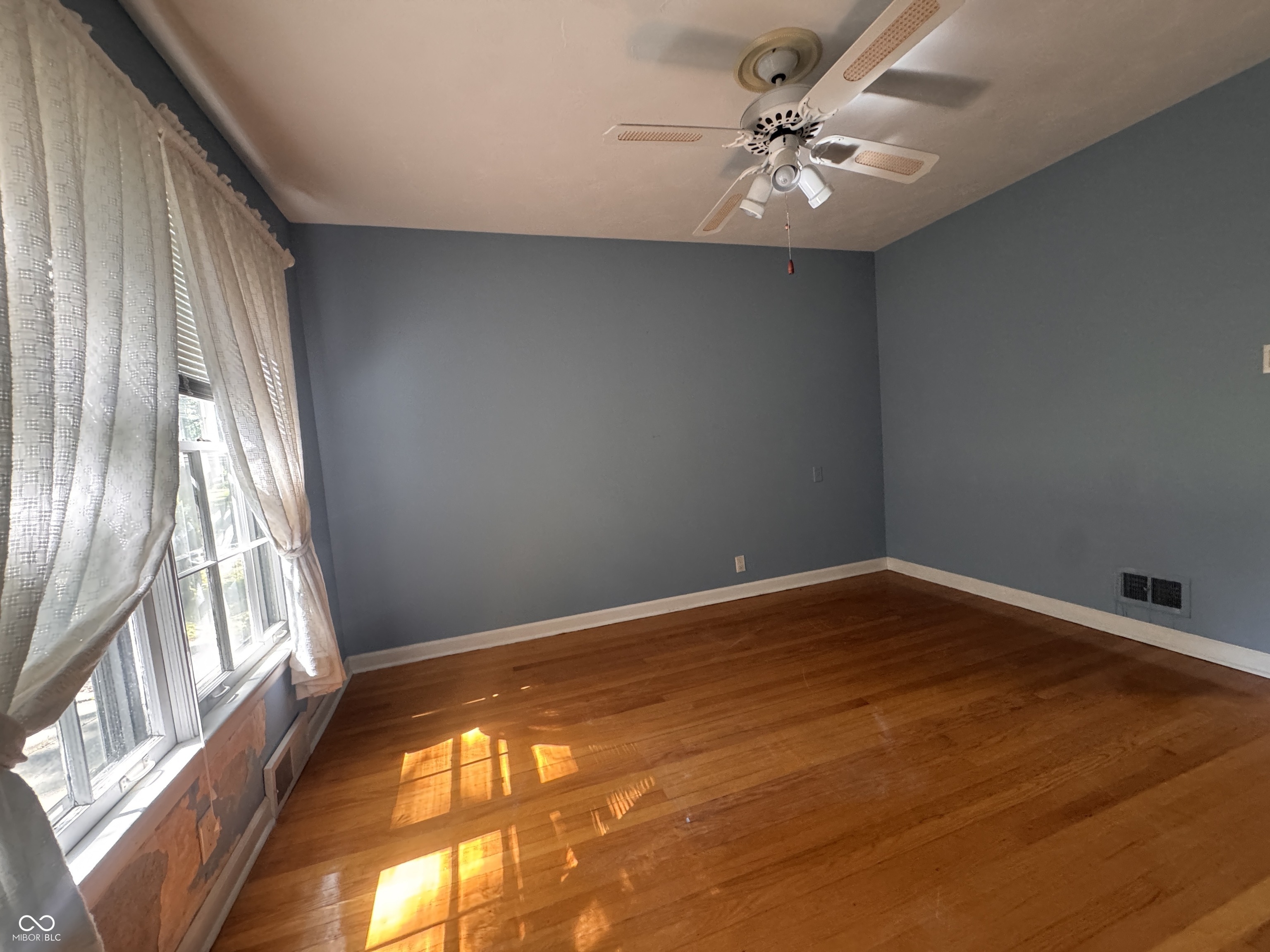 5924 Allisonville
