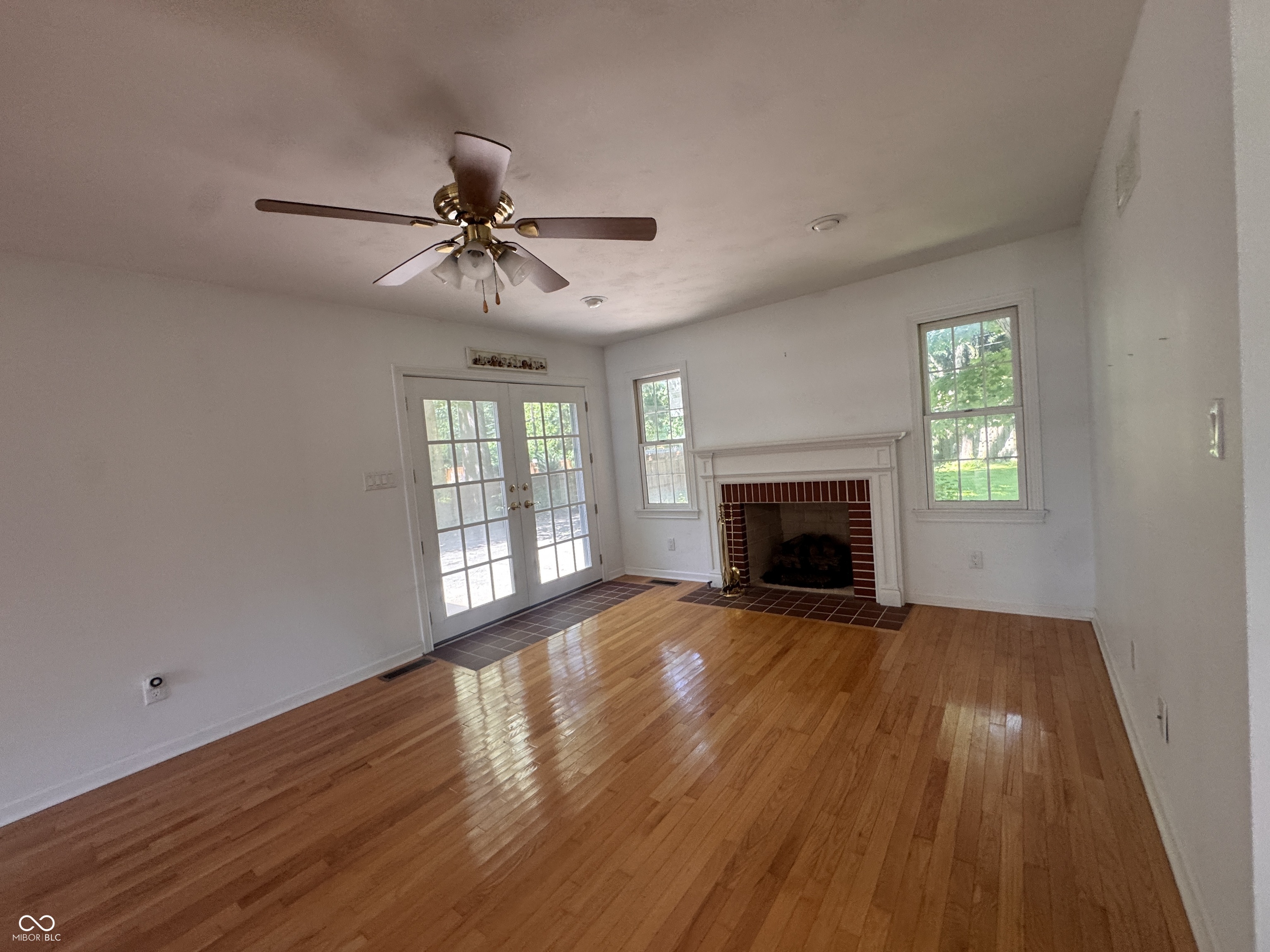 5924 Allisonville