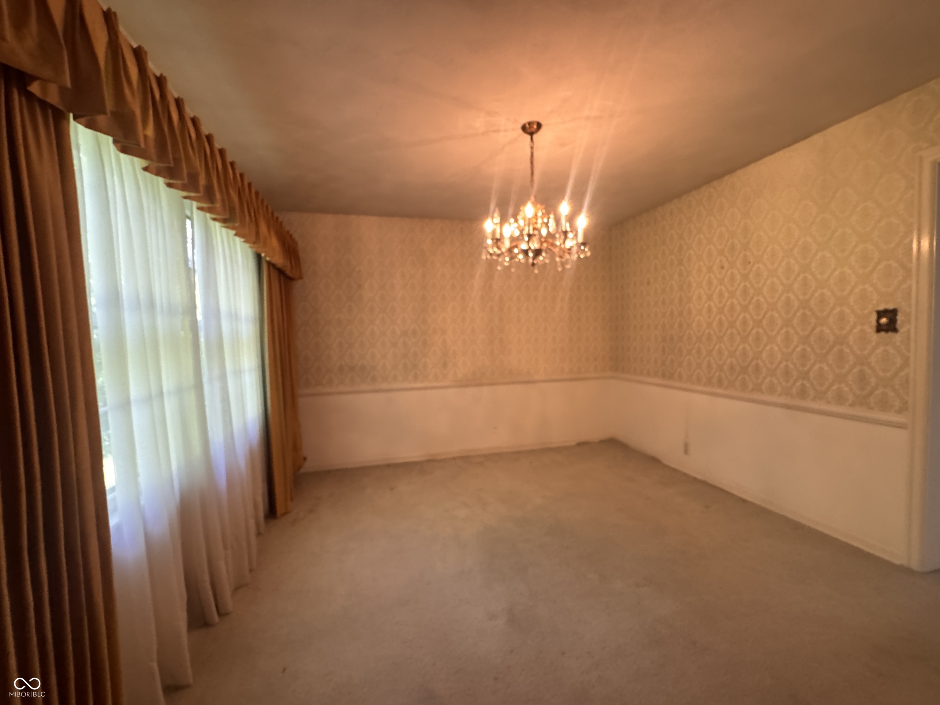 5924 Allisonville
