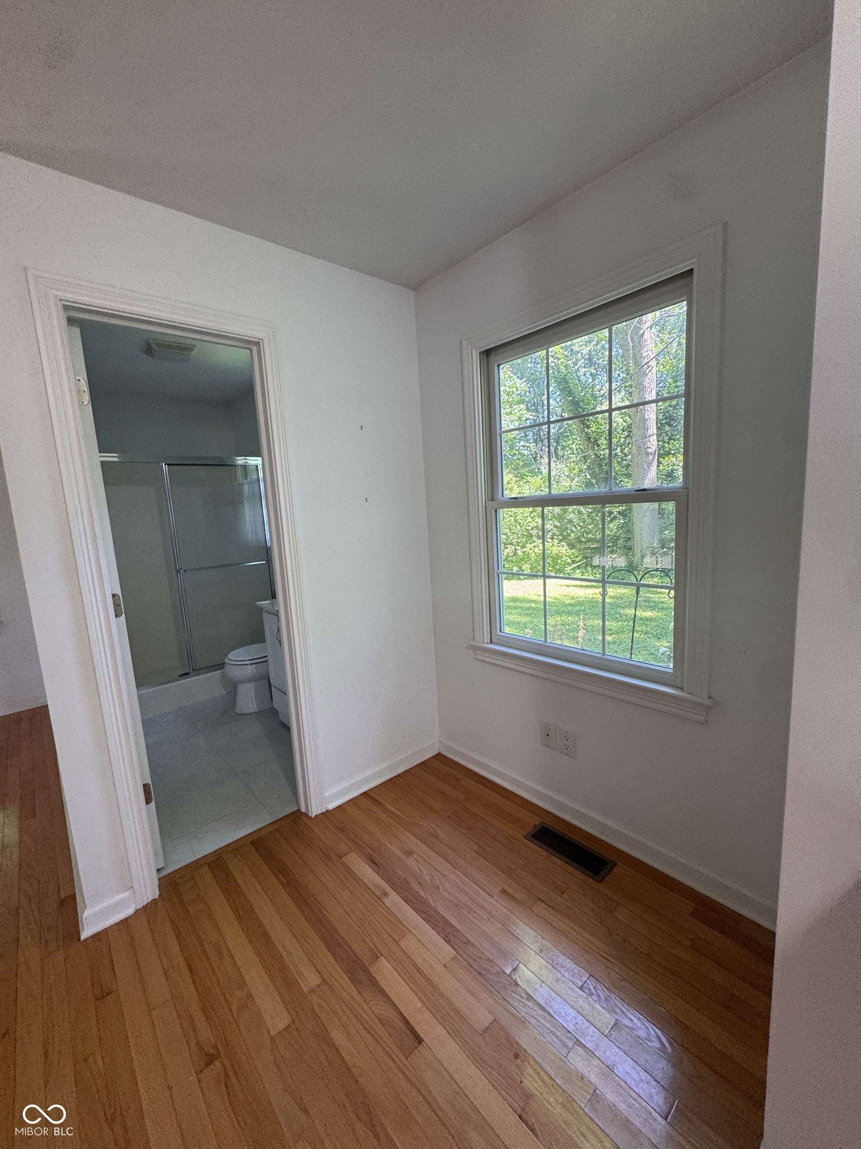 5924 Allisonville