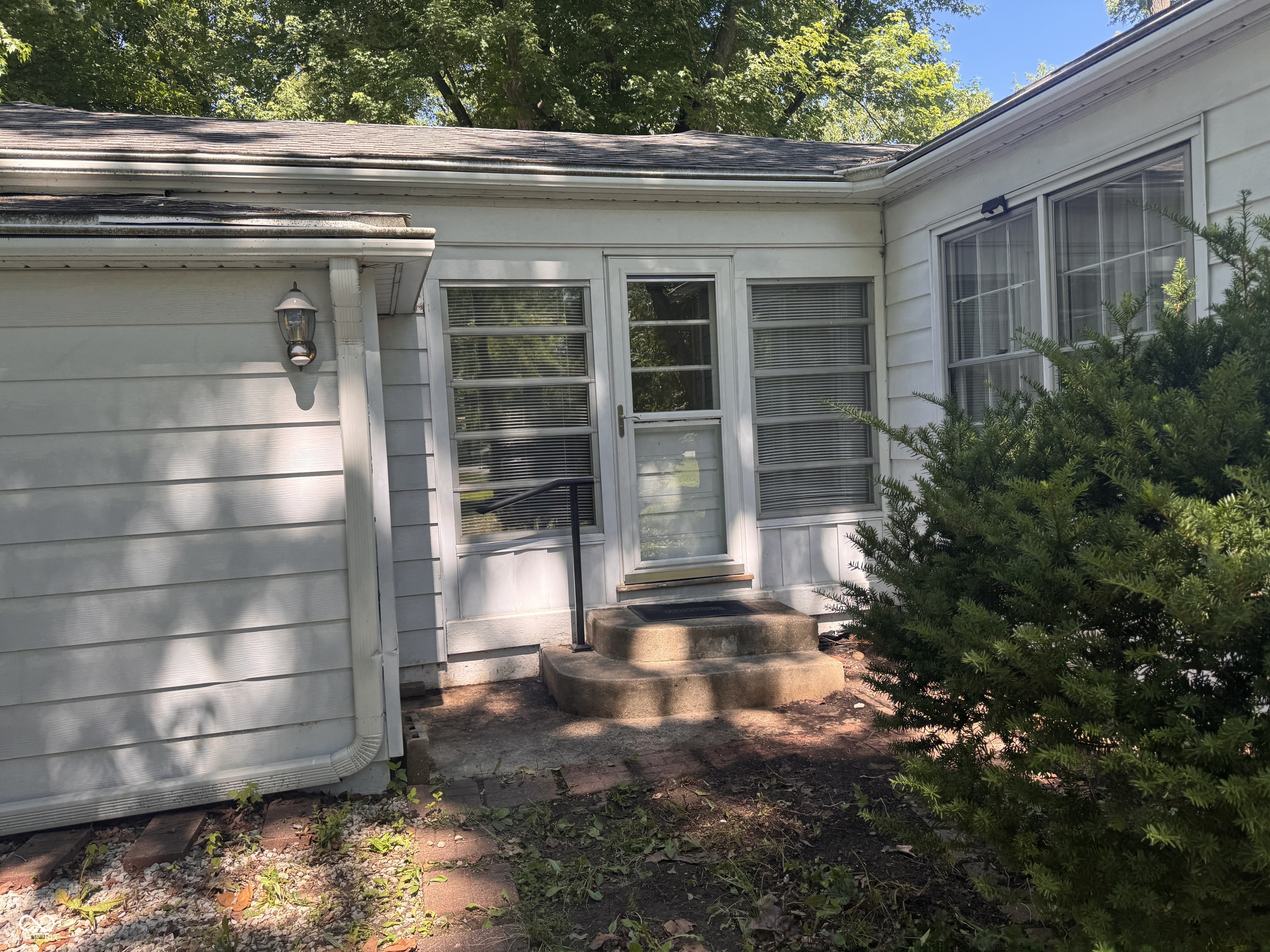 5924 Allisonville