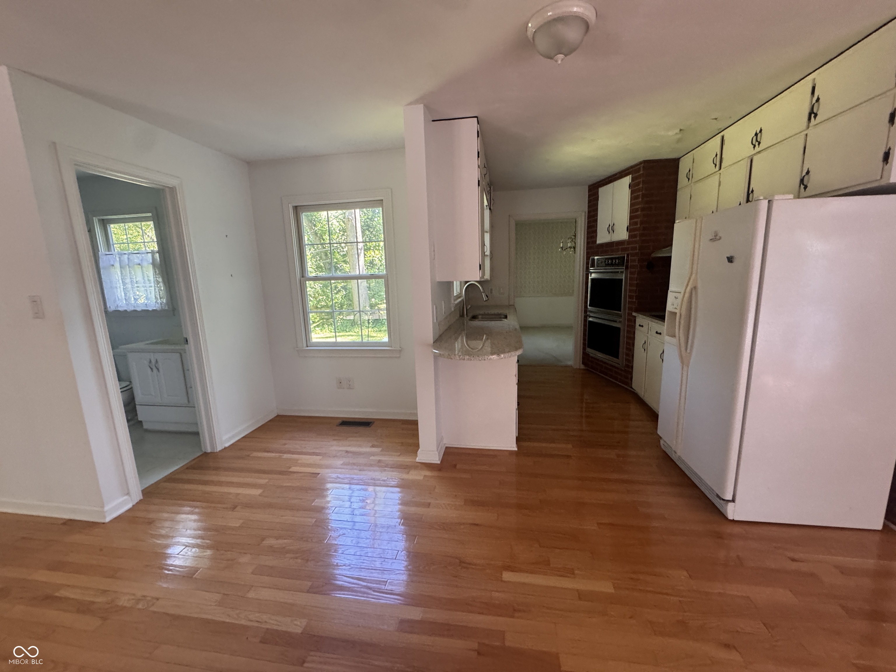 5924 Allisonville