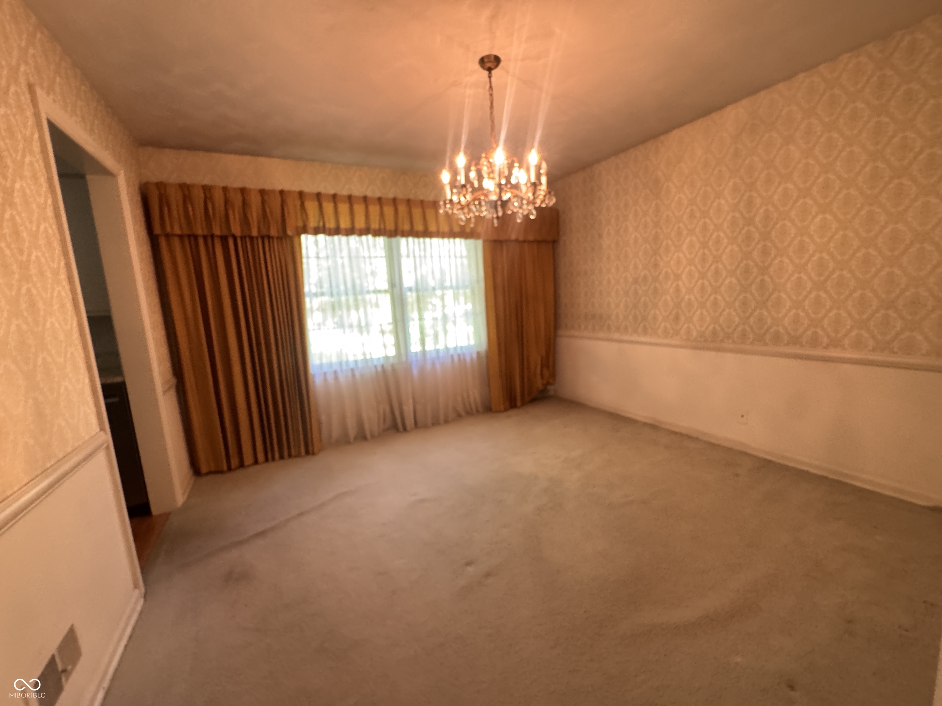 5924 Allisonville