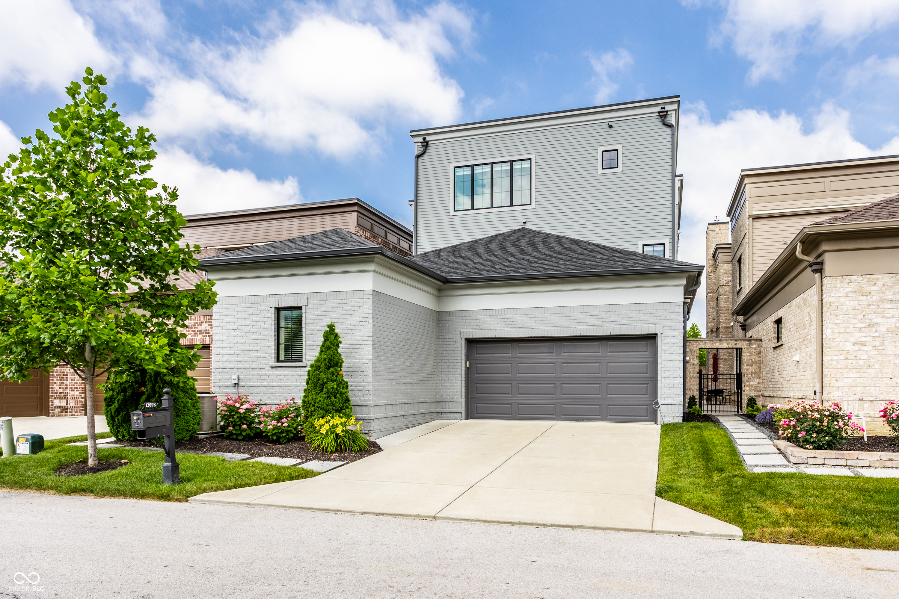 12098 Sigillary Way