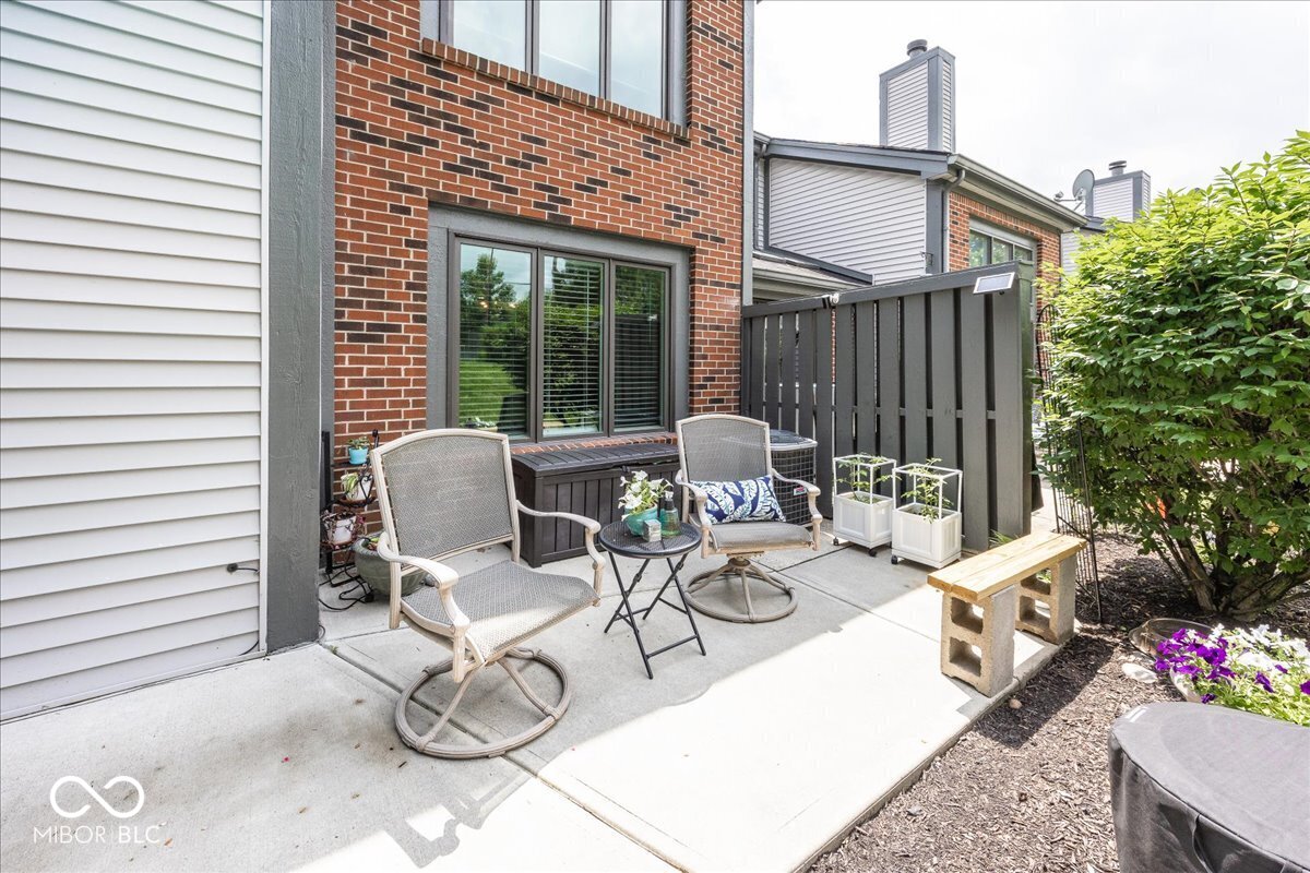 8207 Shorewalk Drive