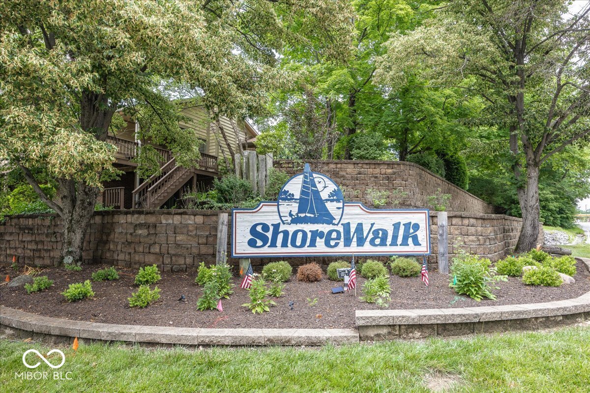 8207 Shorewalk Drive