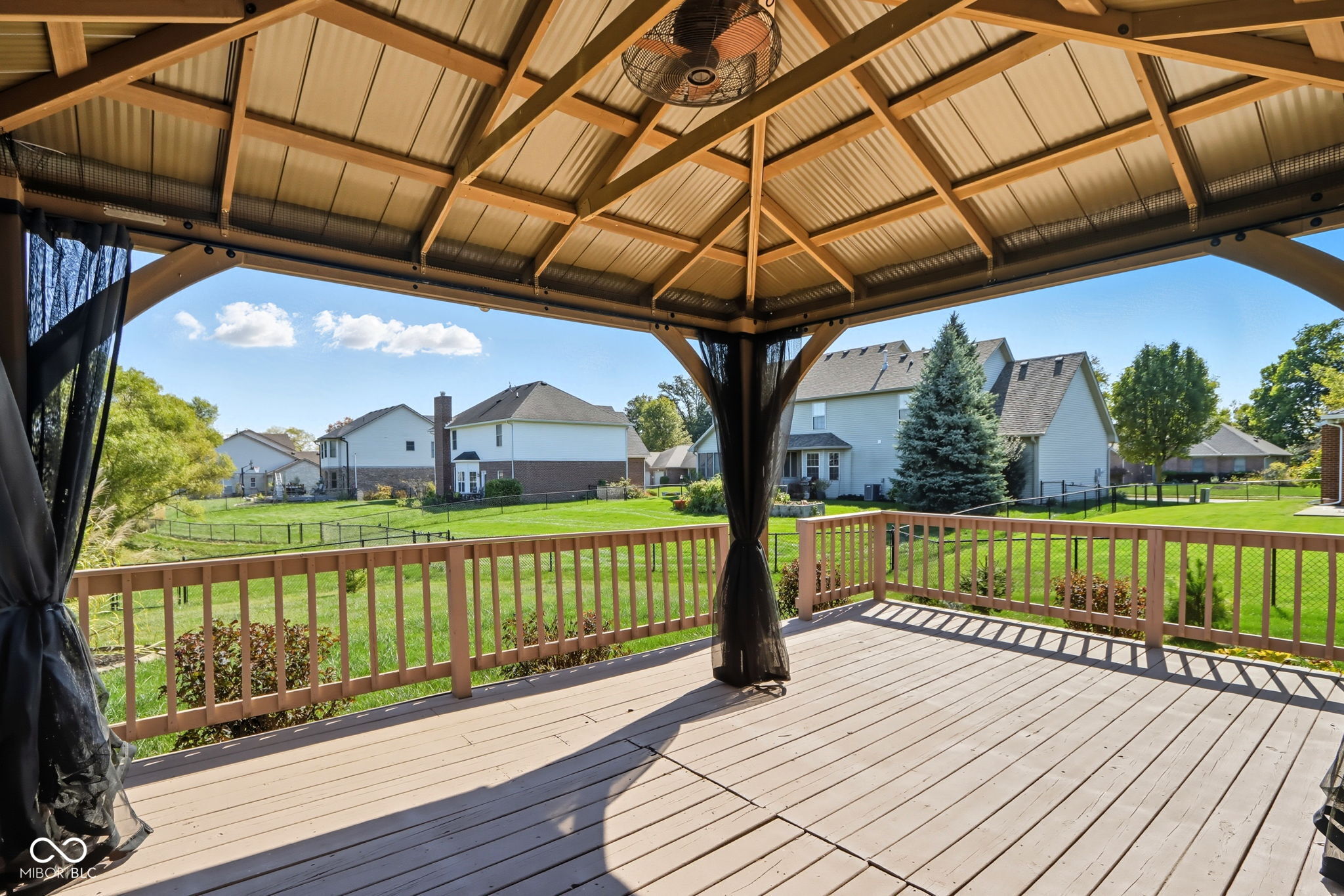 7975 Meadow Bend Circle
