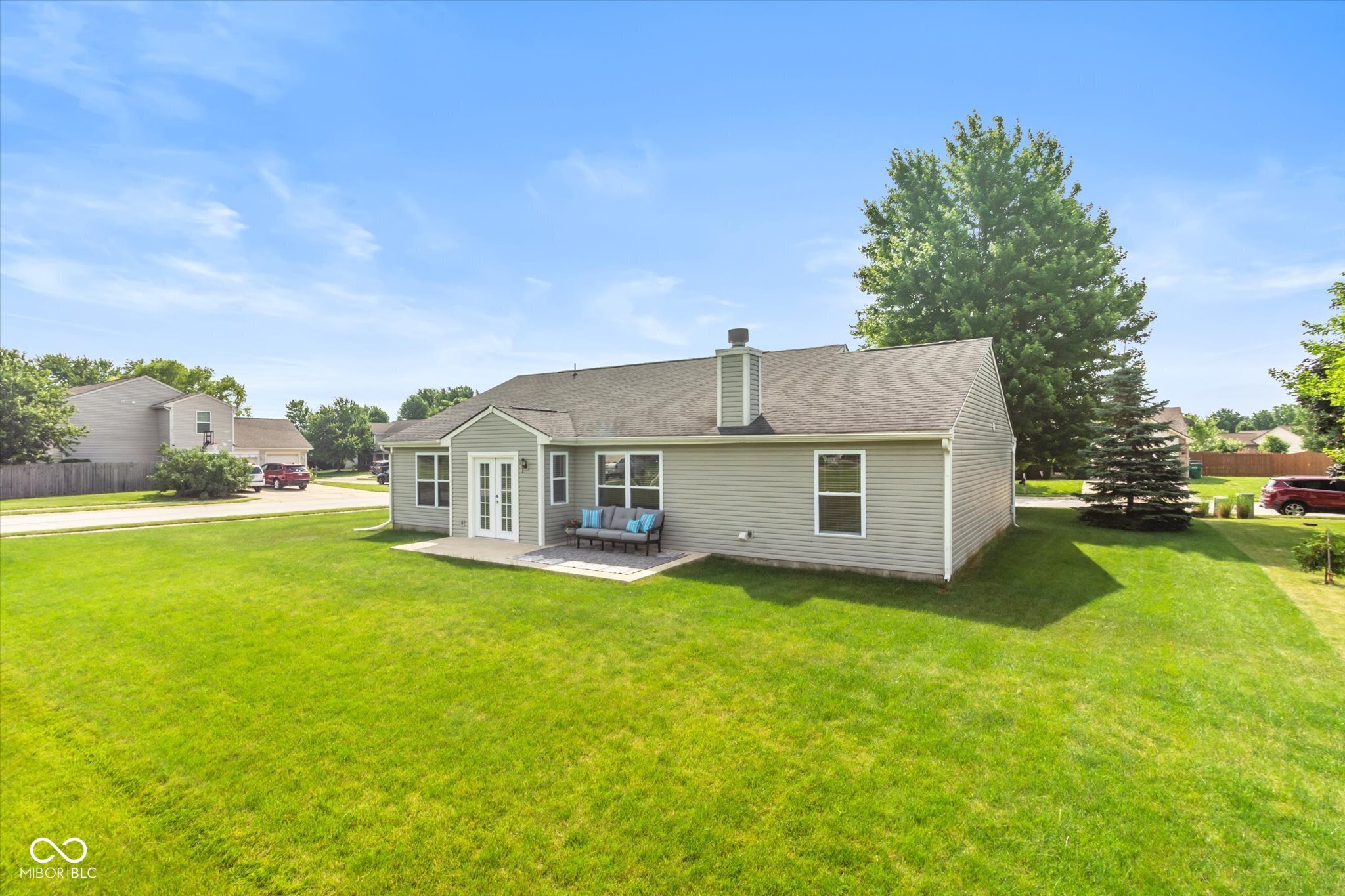 4530 Golden Hinde Way