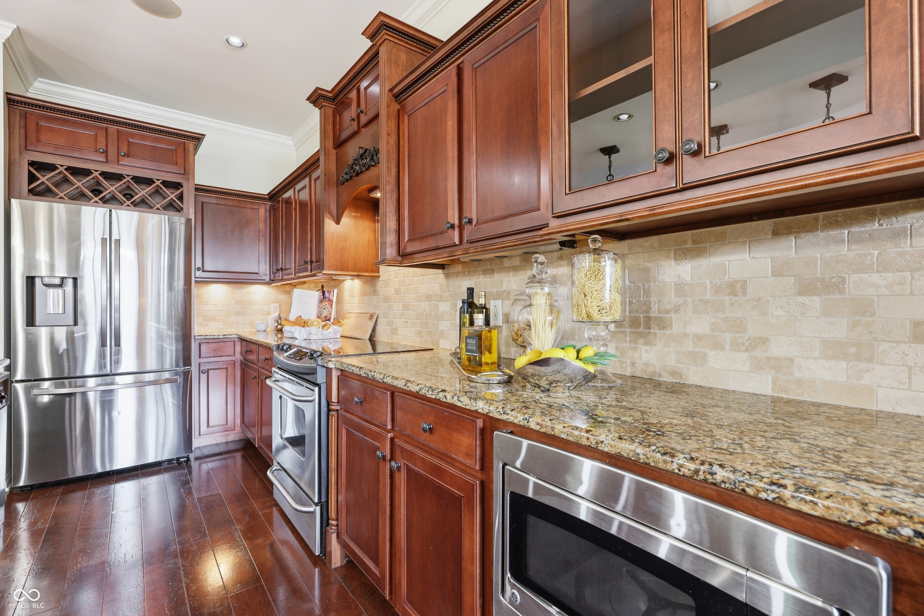 225 N New Jersey Street Unit: APT 23