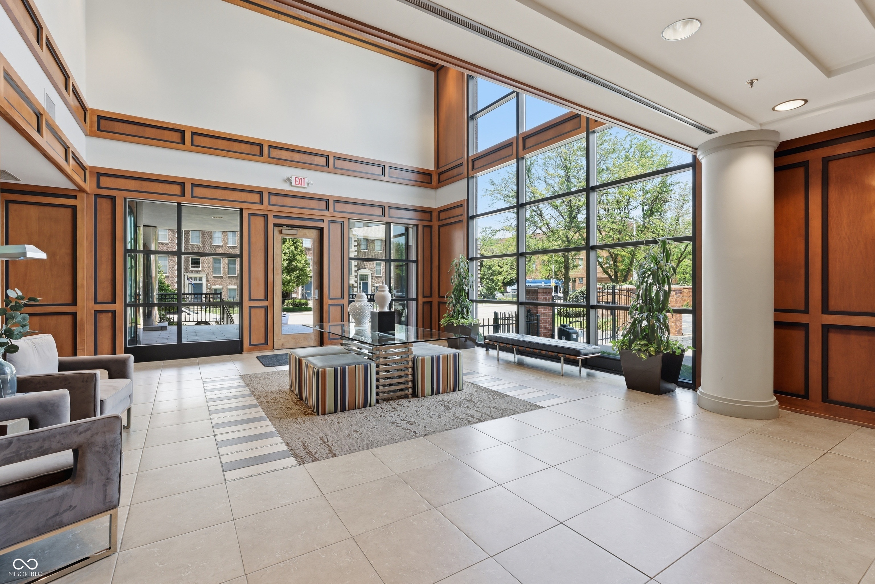 225 N New Jersey Street Unit: APT 23