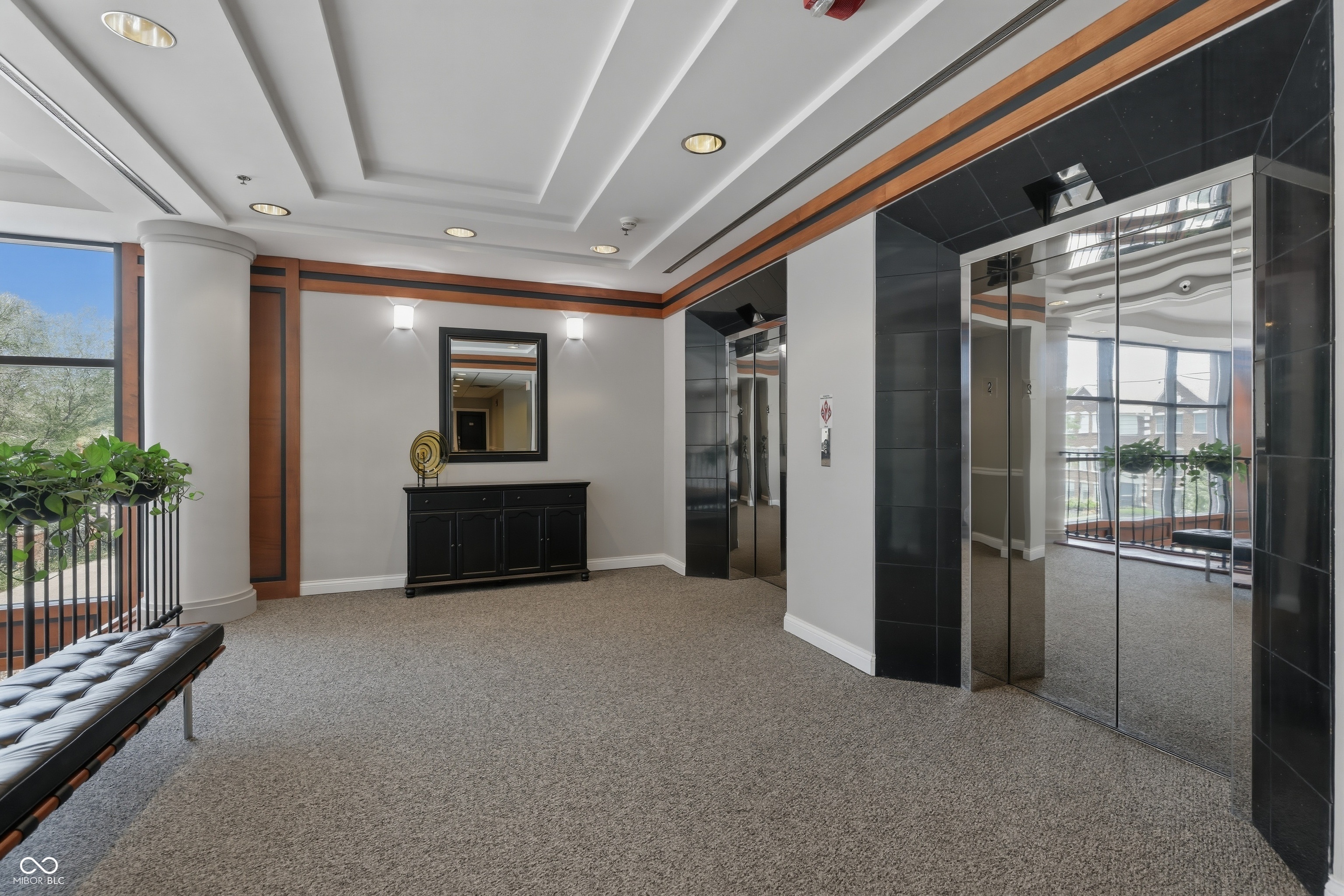 225 N New Jersey Street Unit: APT 23