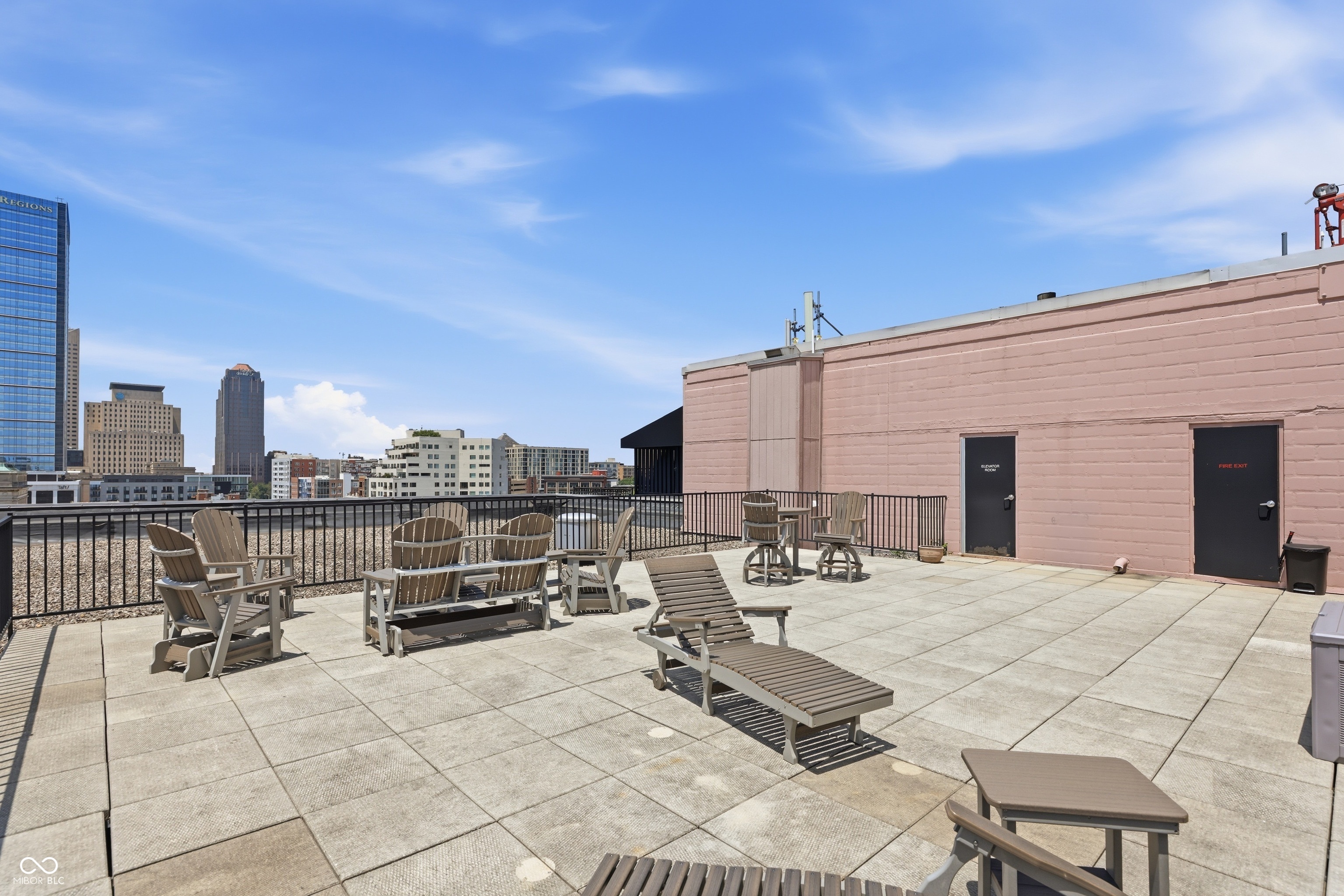 225 N New Jersey Street Unit: APT 23