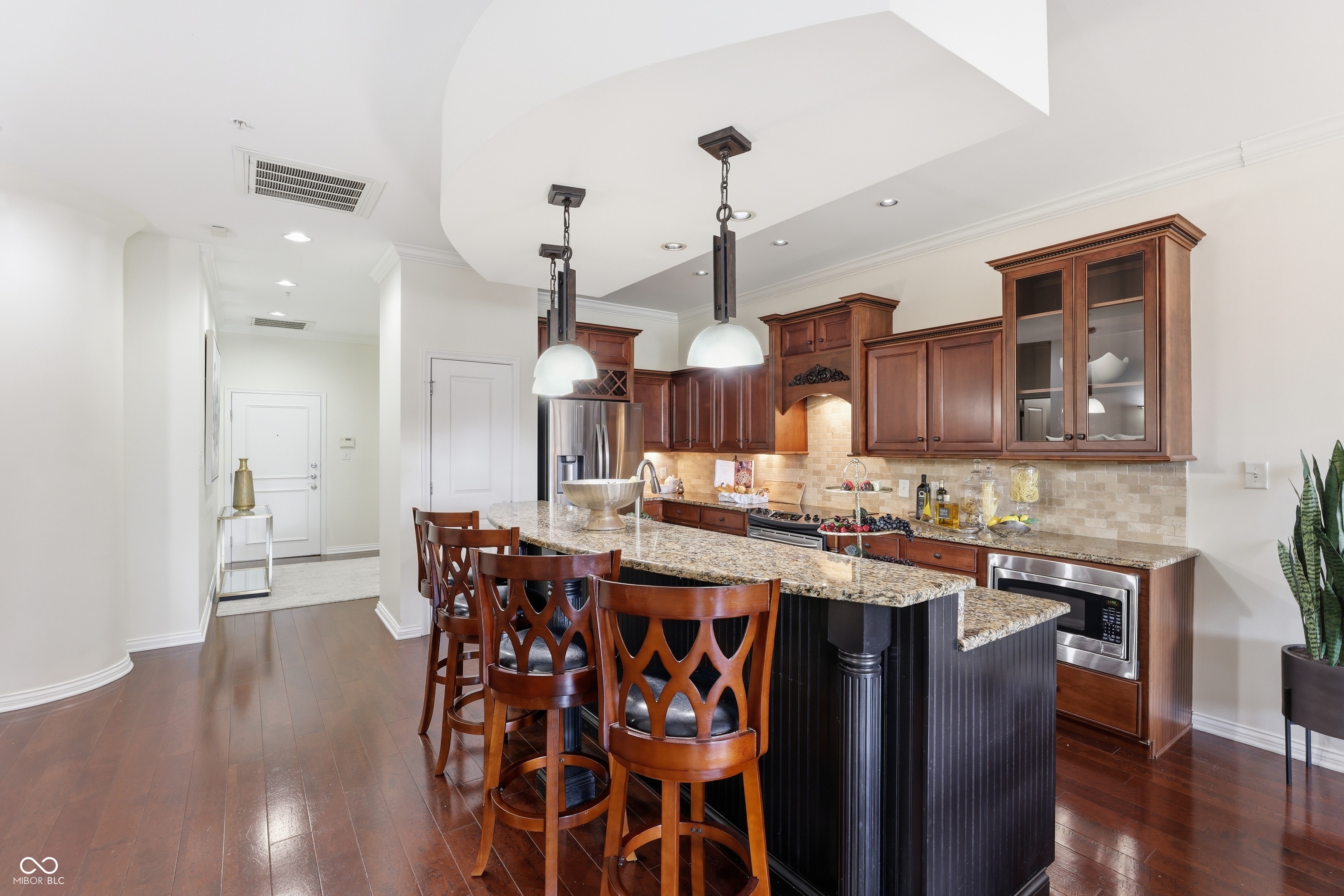 225 N New Jersey Street Unit: APT 23