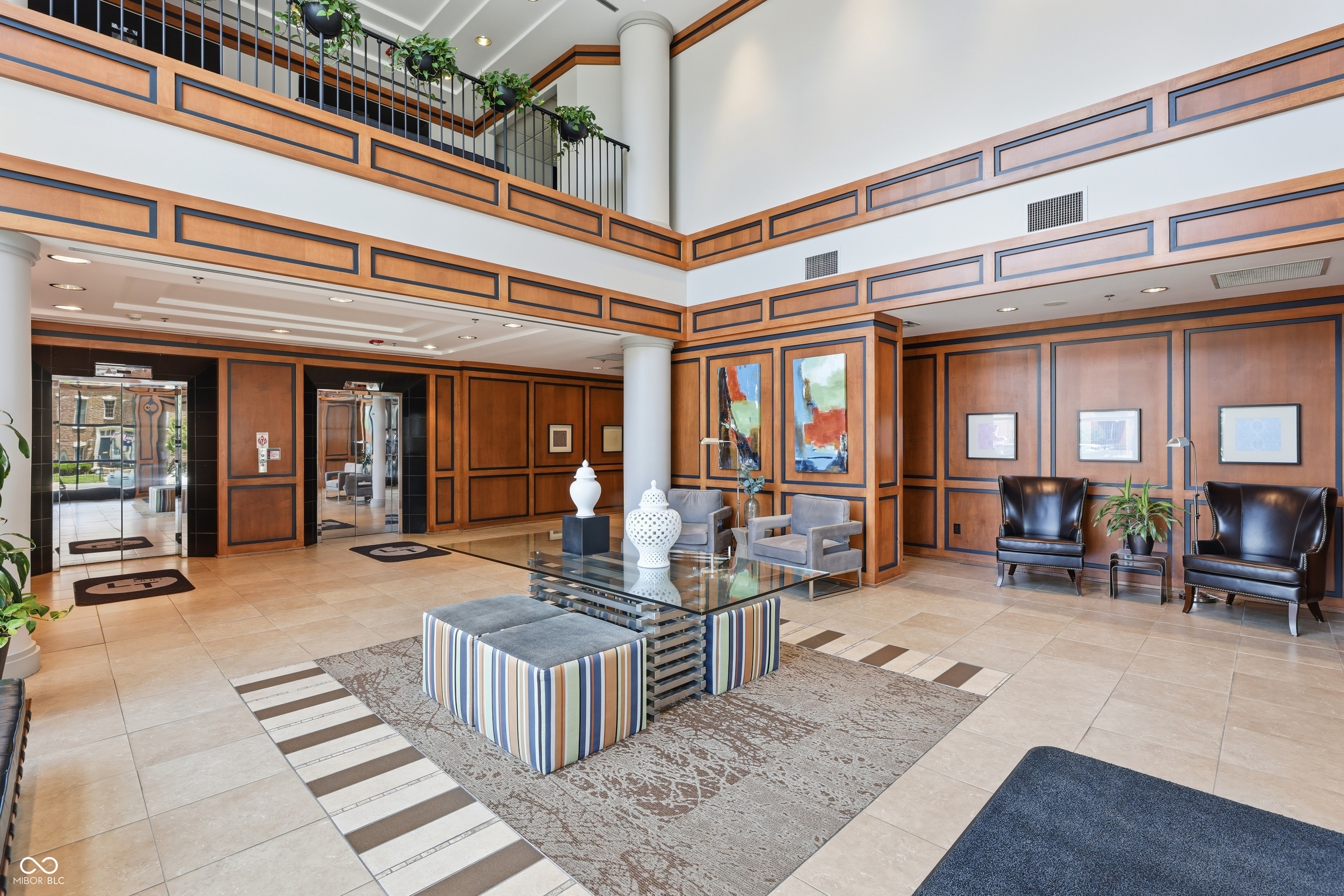 225 N New Jersey Street Unit: APT 23