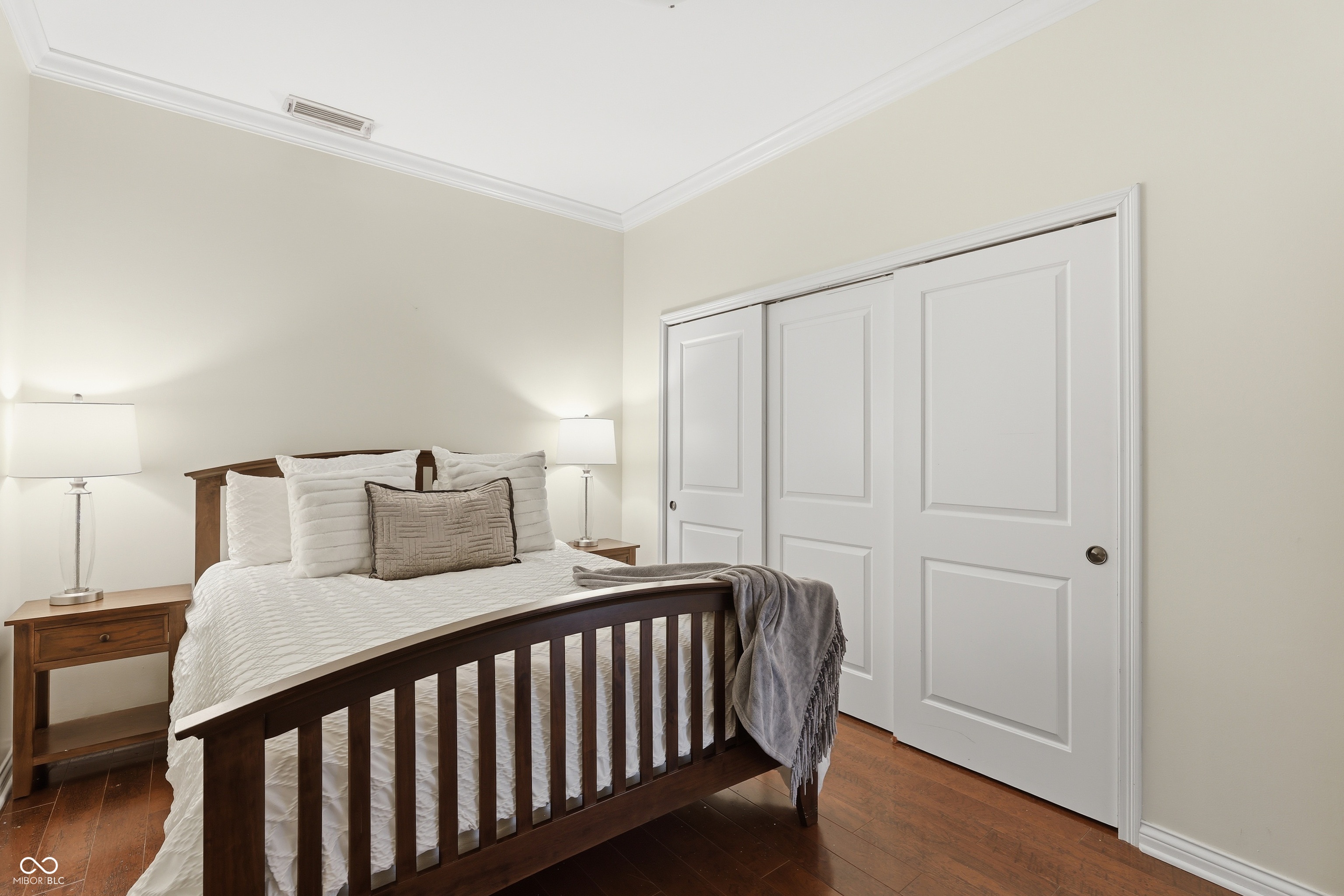 225 N New Jersey Street Unit: APT 23
