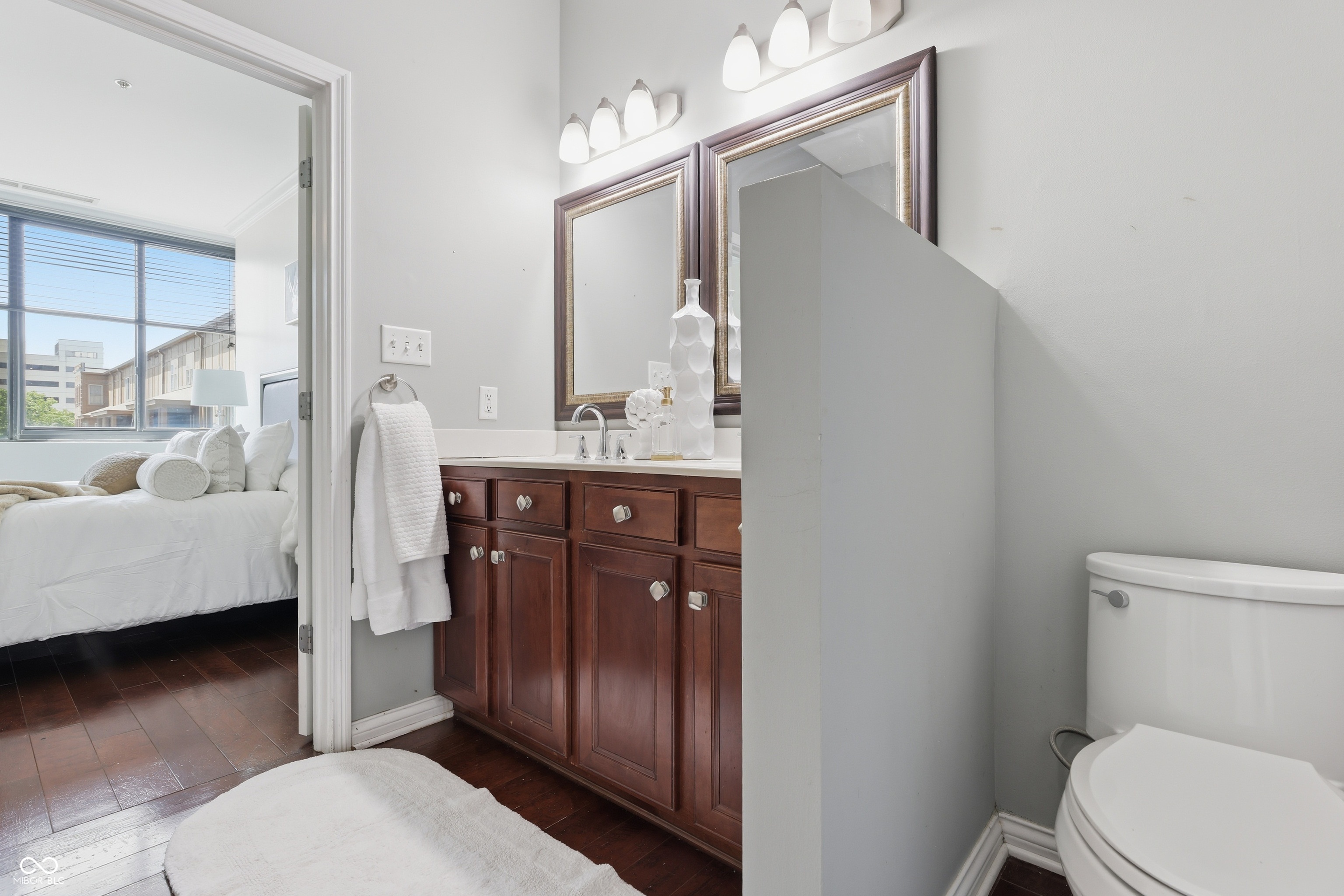 225 N New Jersey Street Unit: APT 23