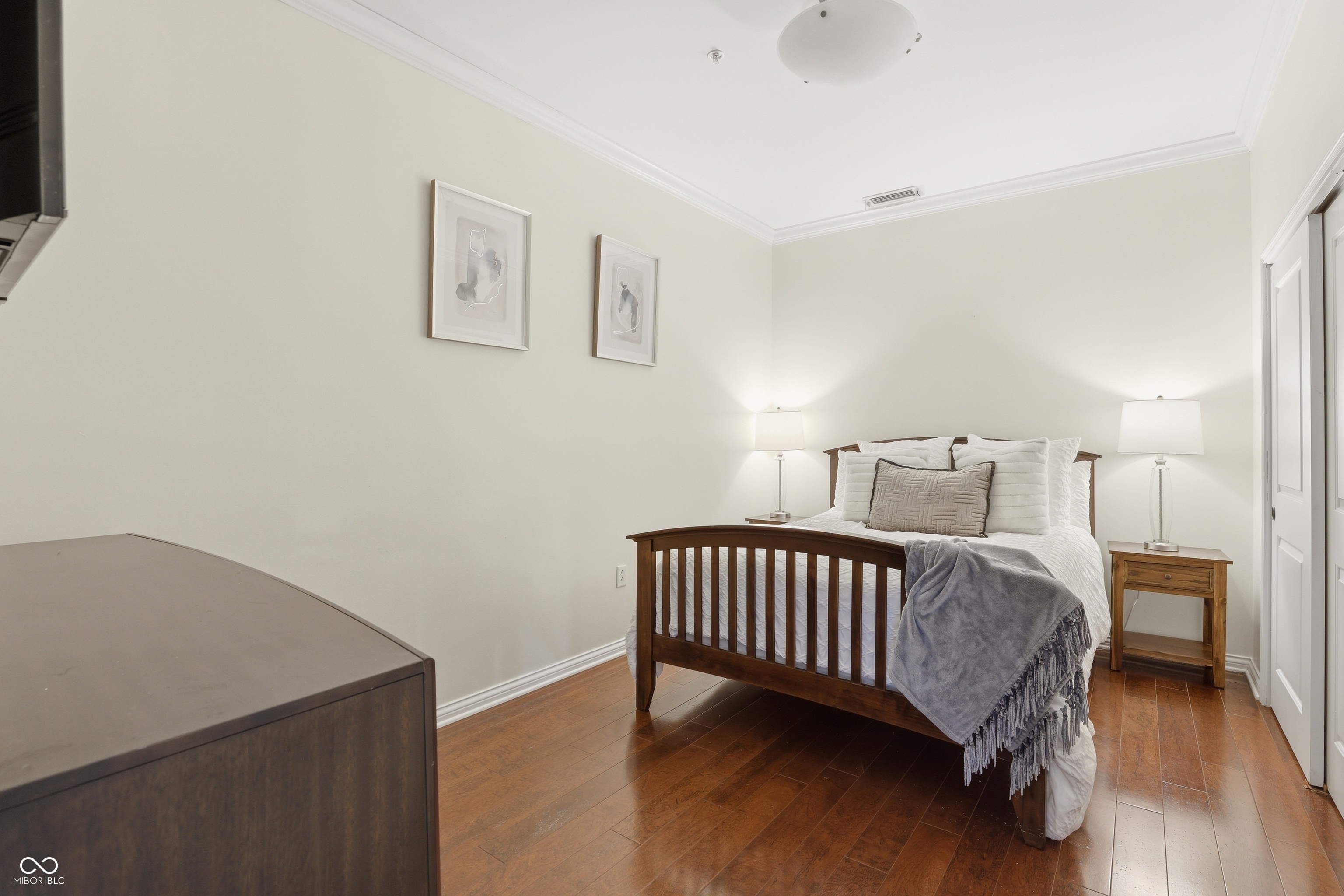 225 N New Jersey Street Unit: APT 23