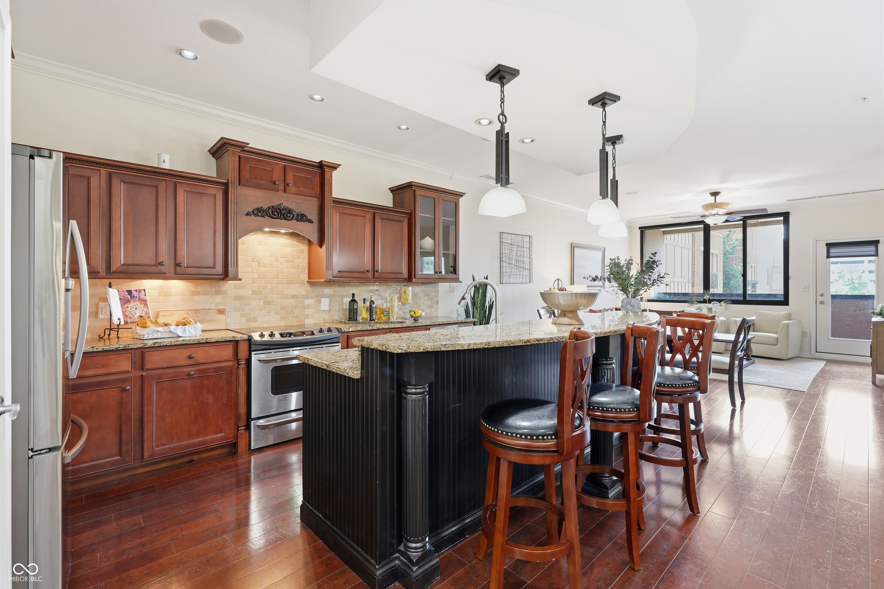 225 N New Jersey Street Unit: APT 23