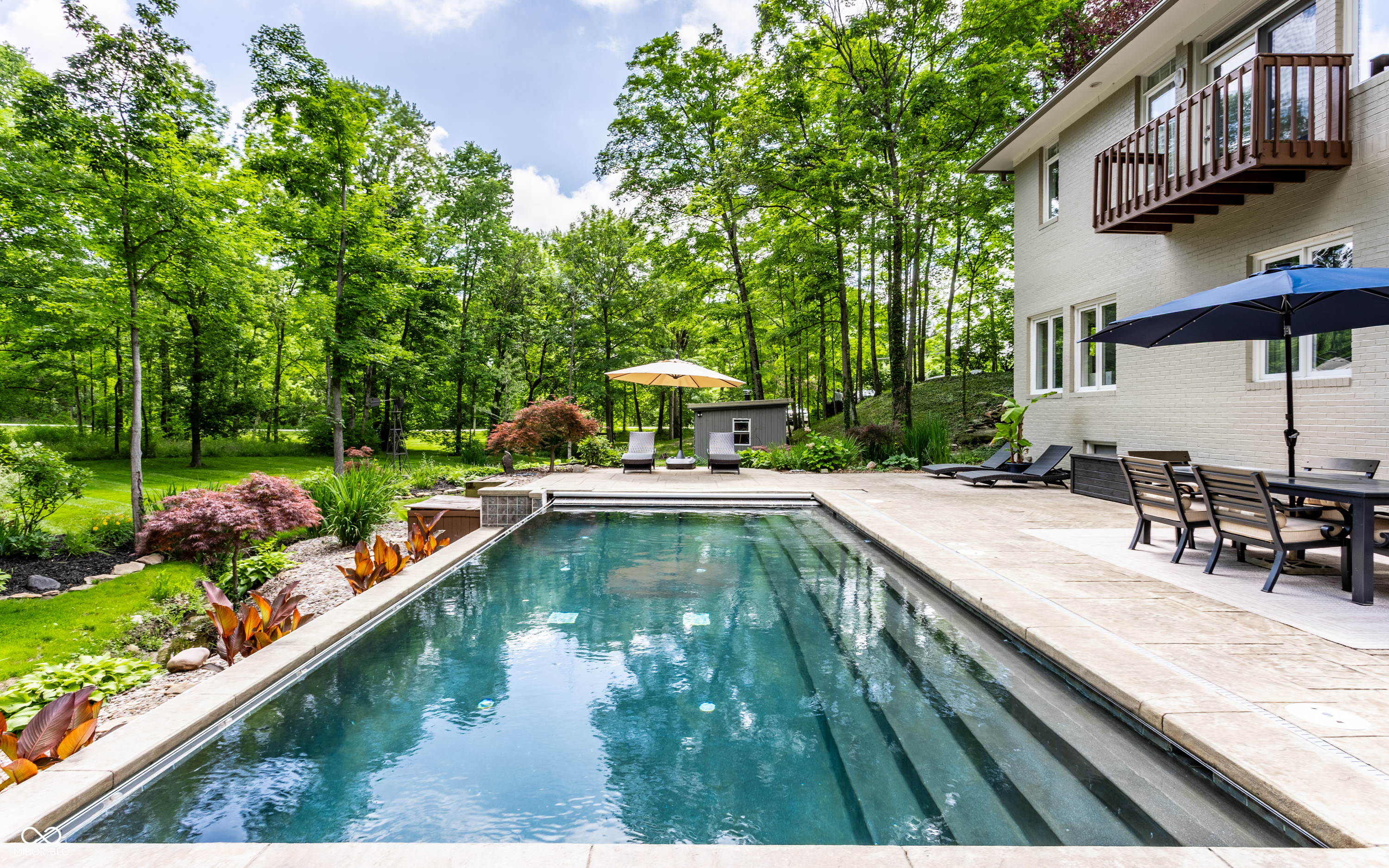 8040 88th Street W