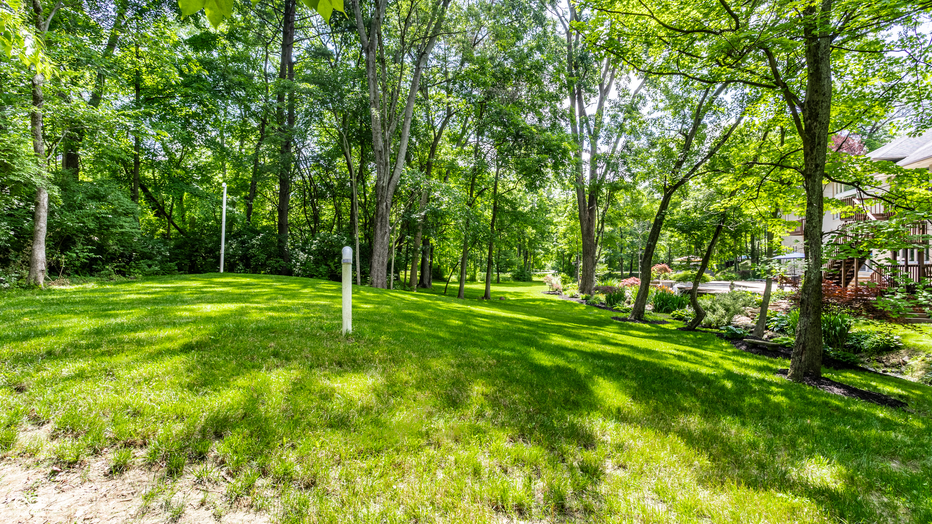 8040 88th Street W