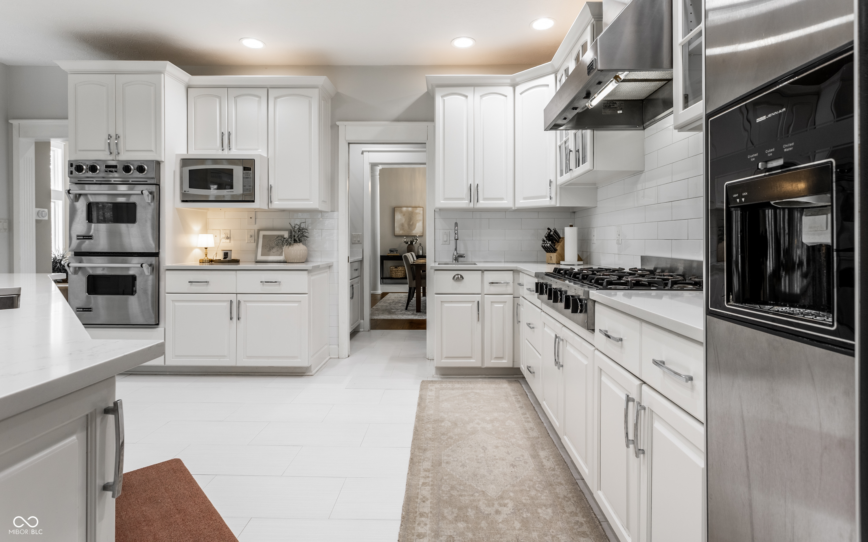 8040 88th Street W