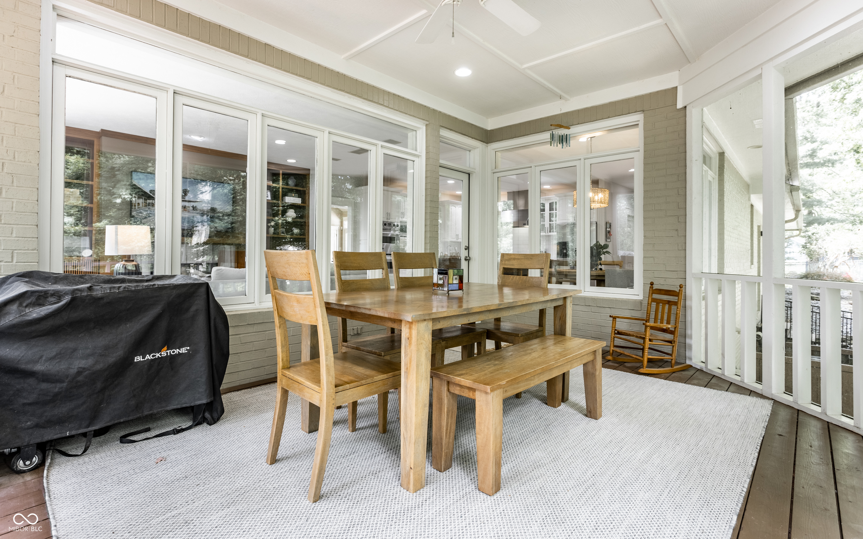 8040 88th Street W