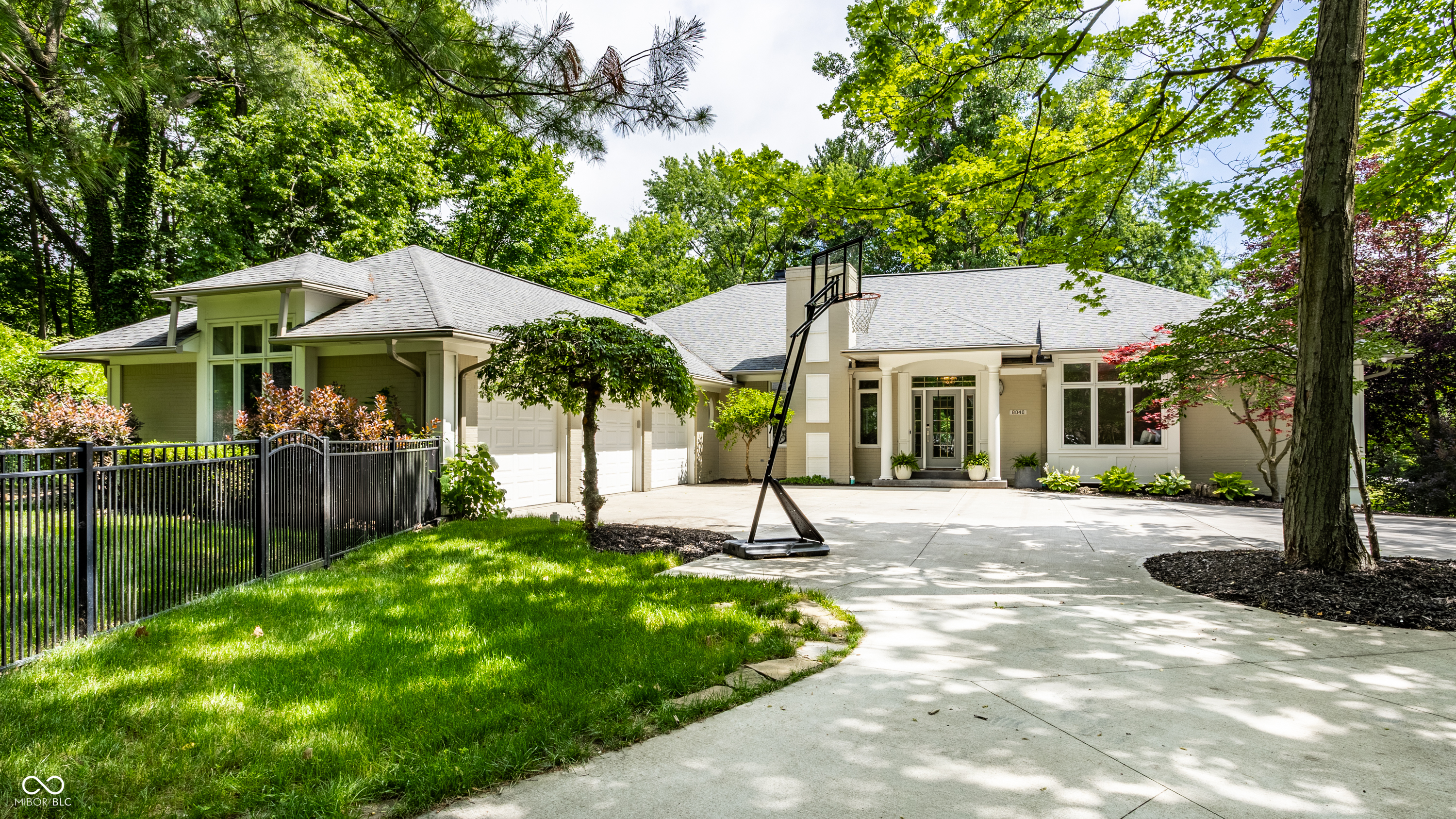 8040 88th Street W