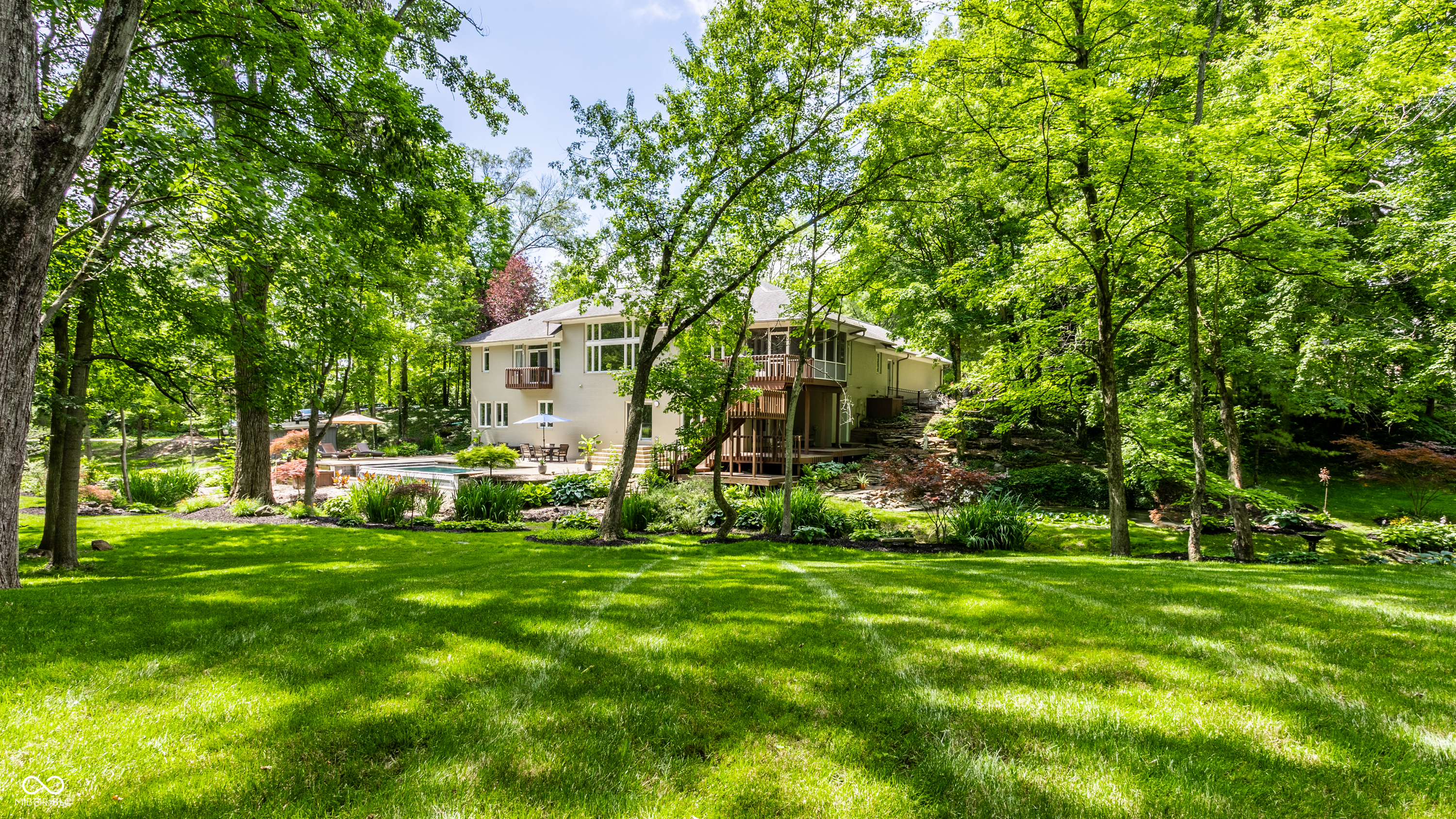 8040 88th Street W