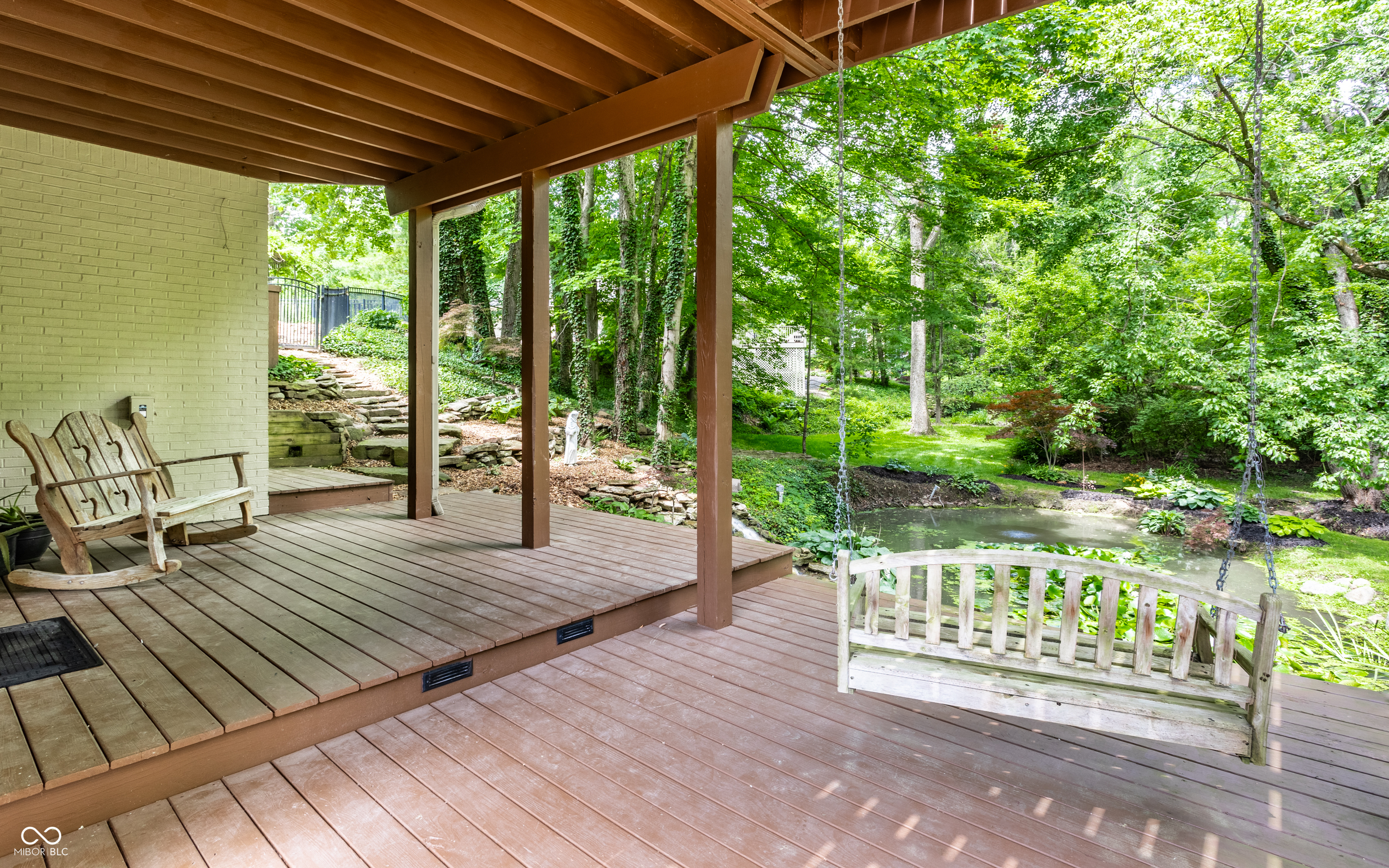 8040 88th Street W
