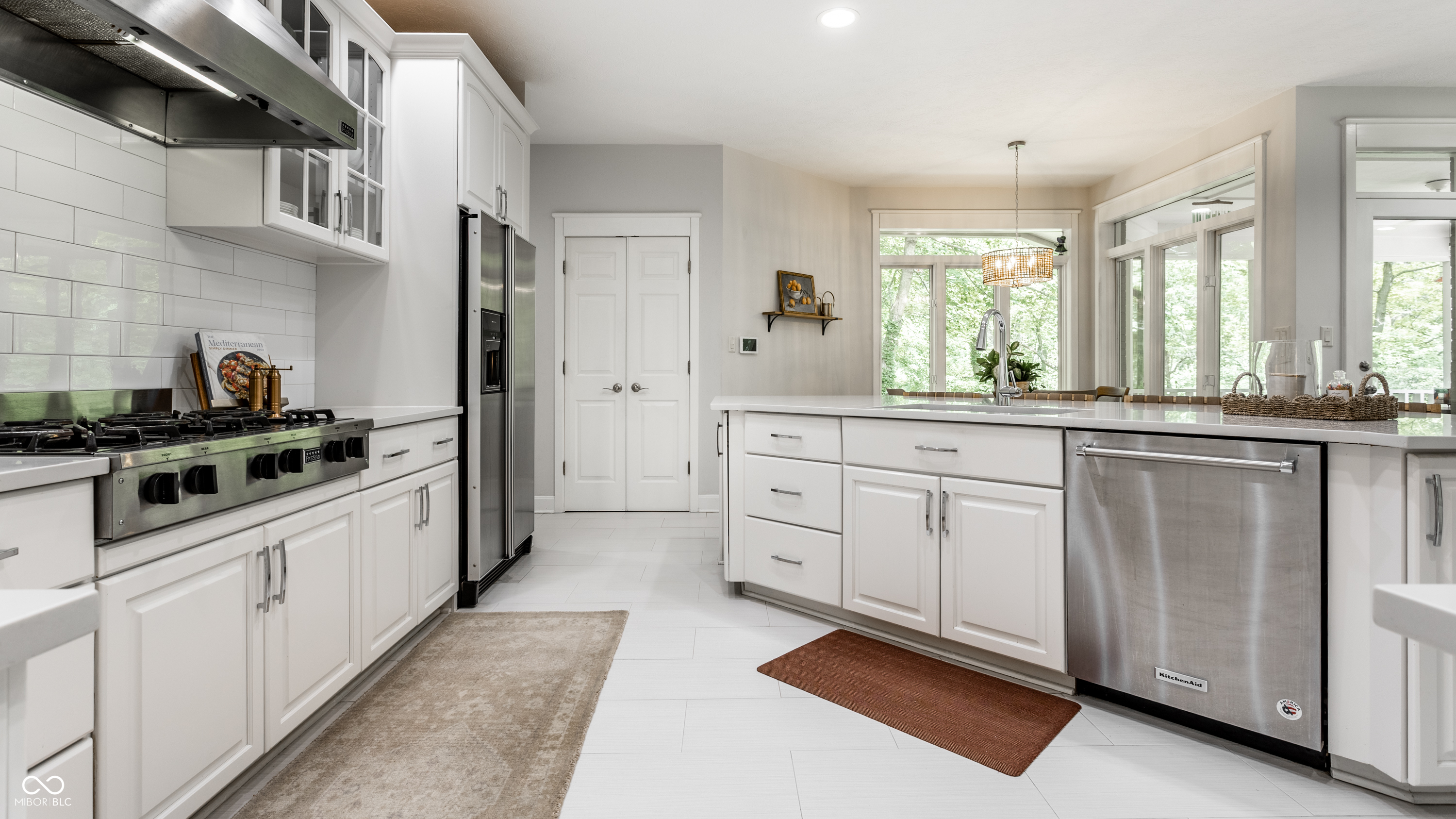 8040 88th Street W