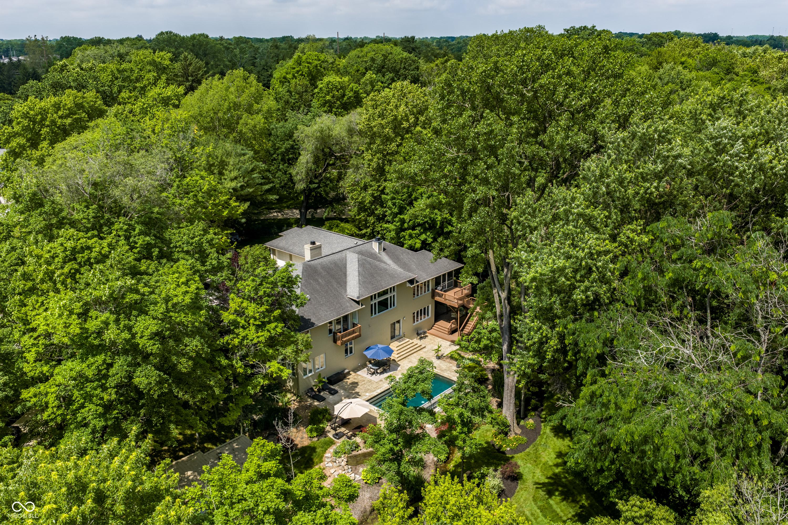 8040 88th Street W