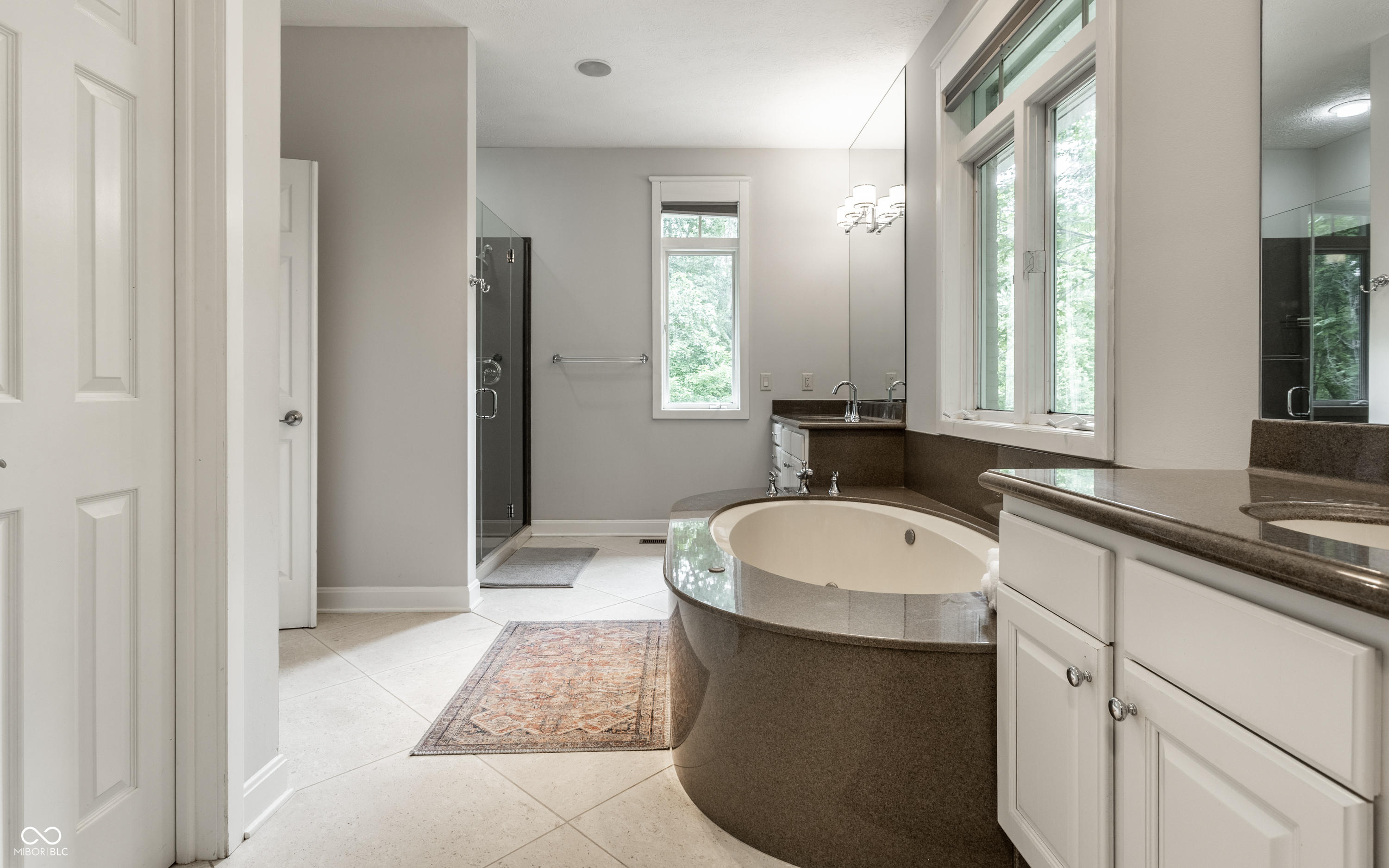 8040 88th Street W