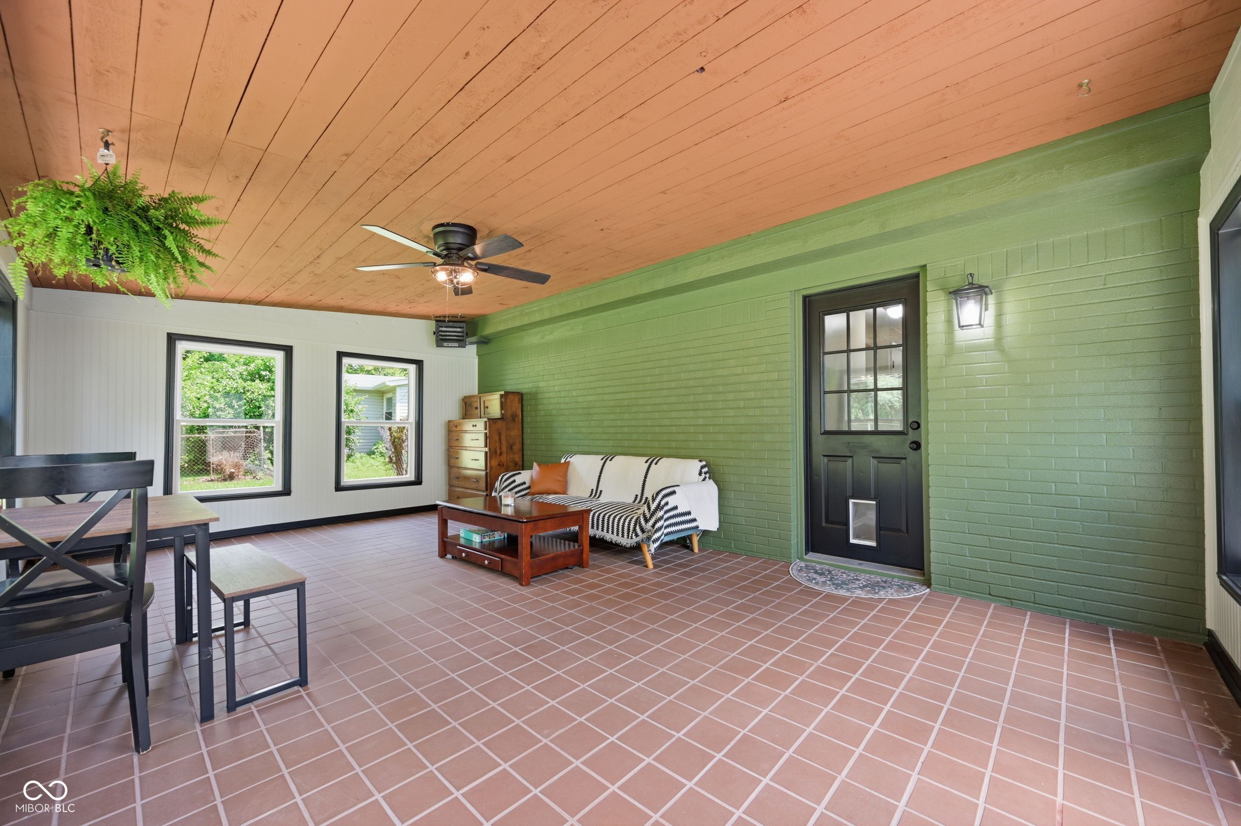 820 Stardust Boulevard