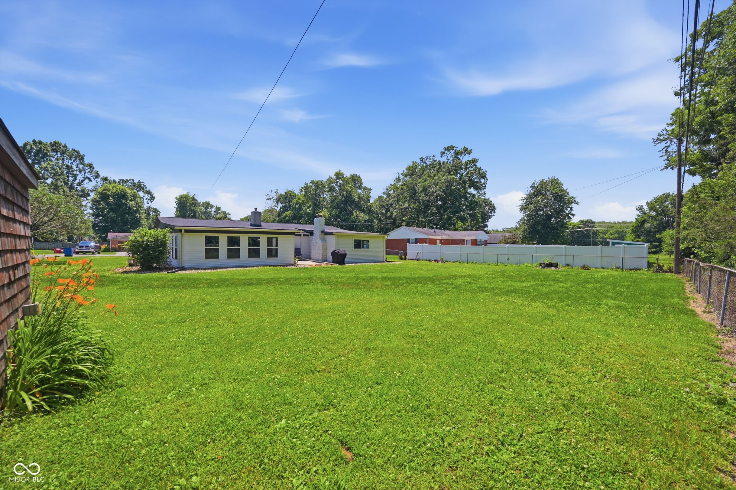 820 Stardust Boulevard