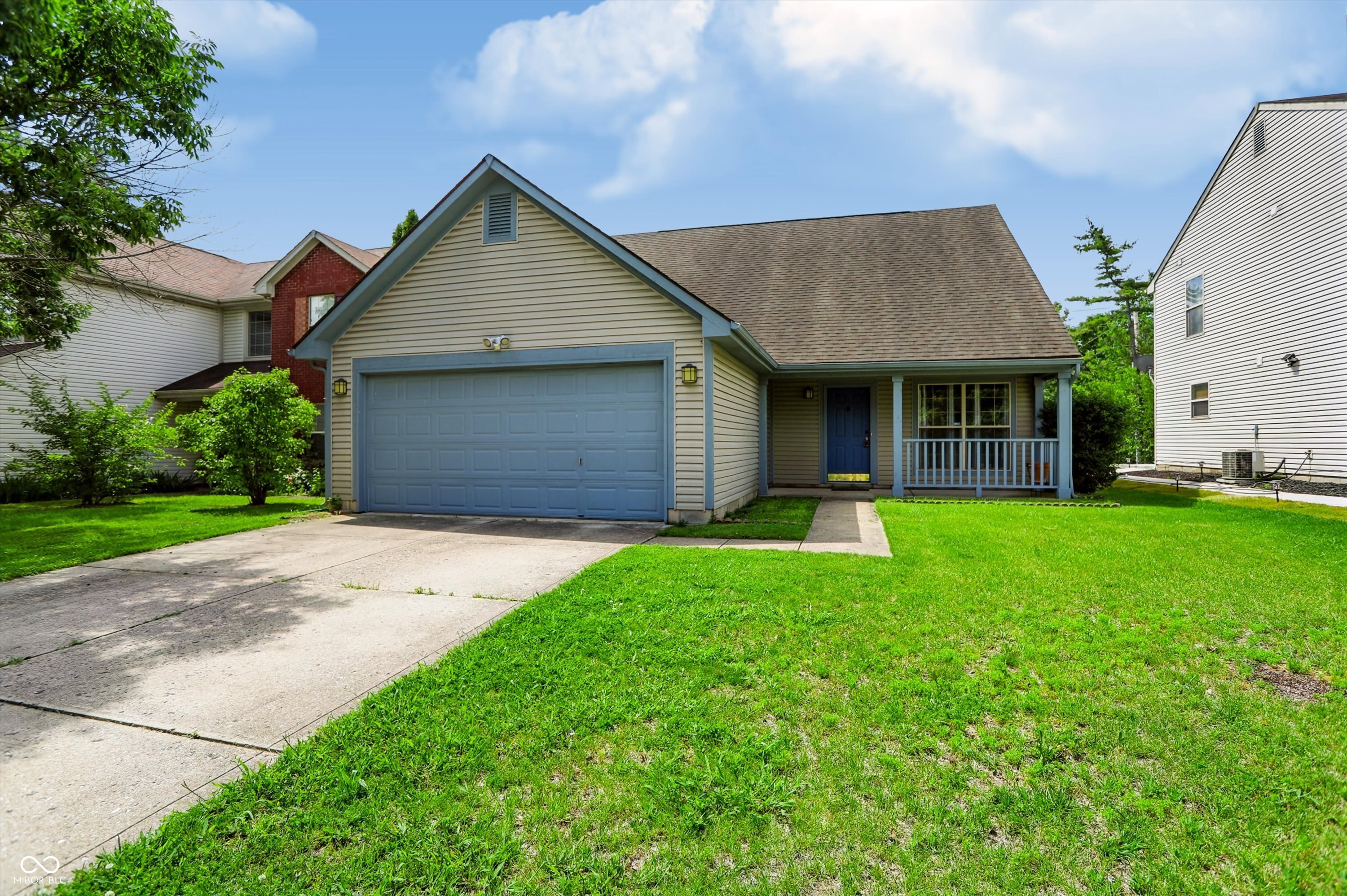 6105 Lakeside Manor Avenue