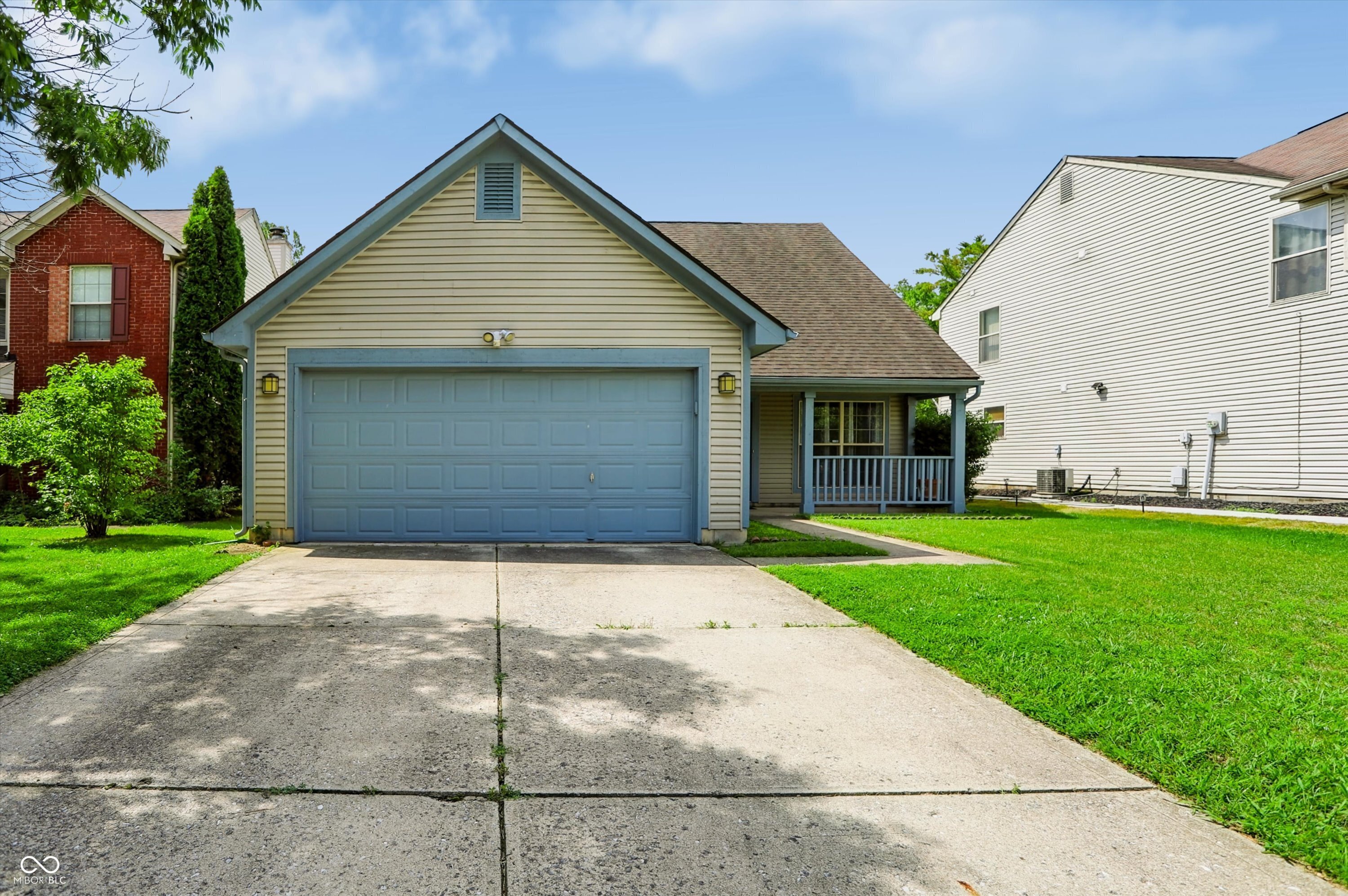 6105 Lakeside Manor Avenue