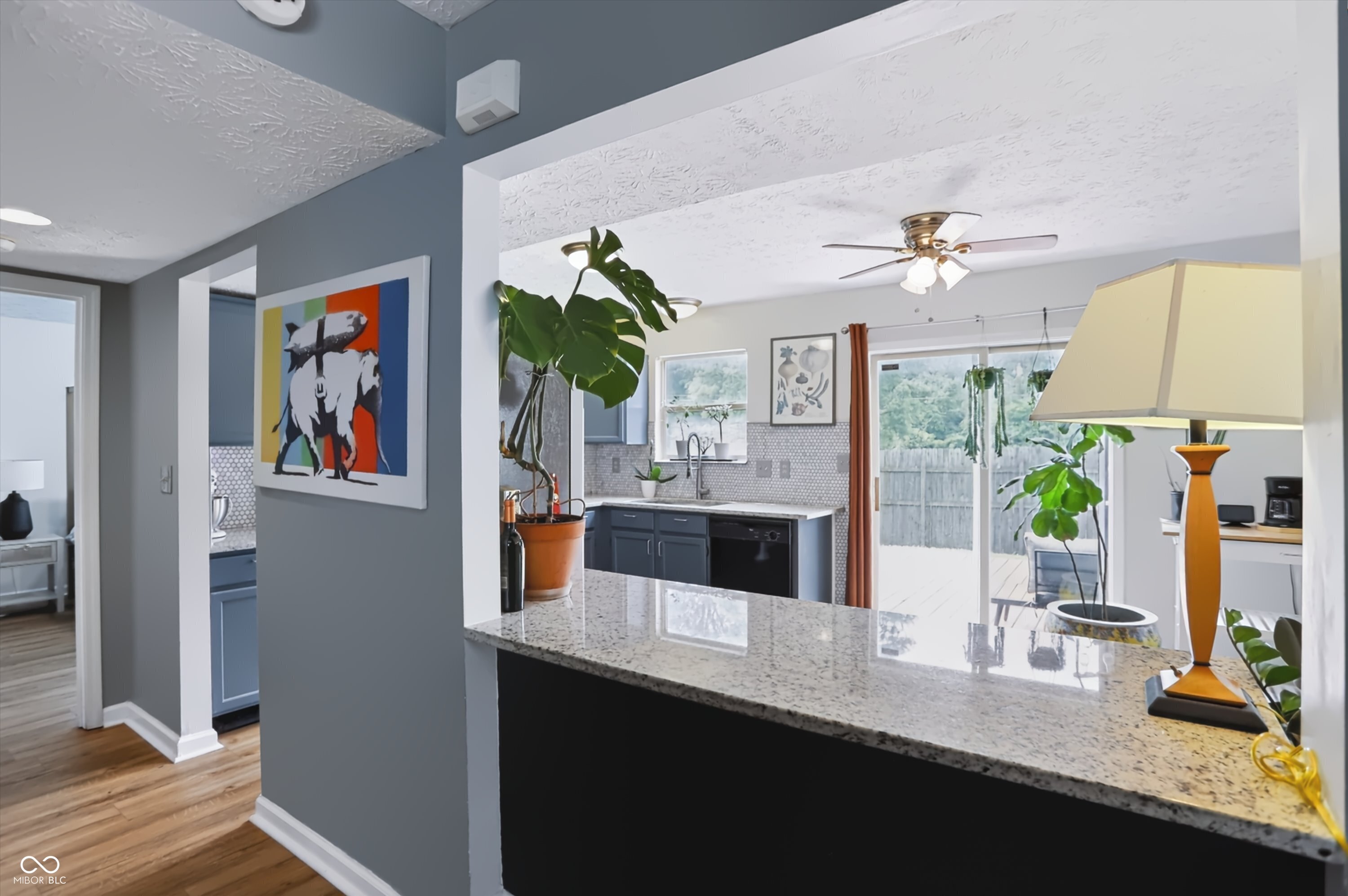 6105 Lakeside Manor Avenue