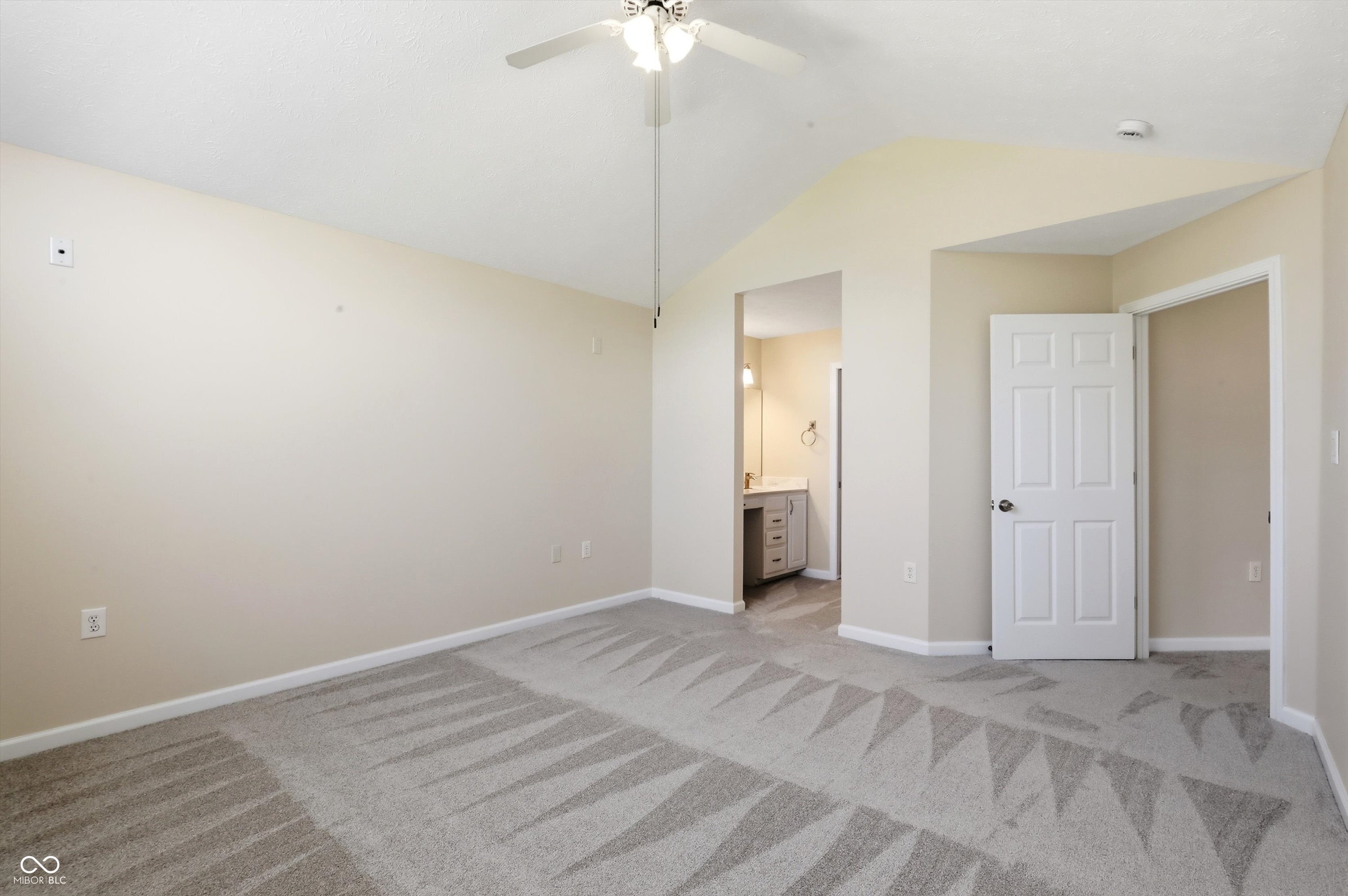 4824 Bridgefield Drive