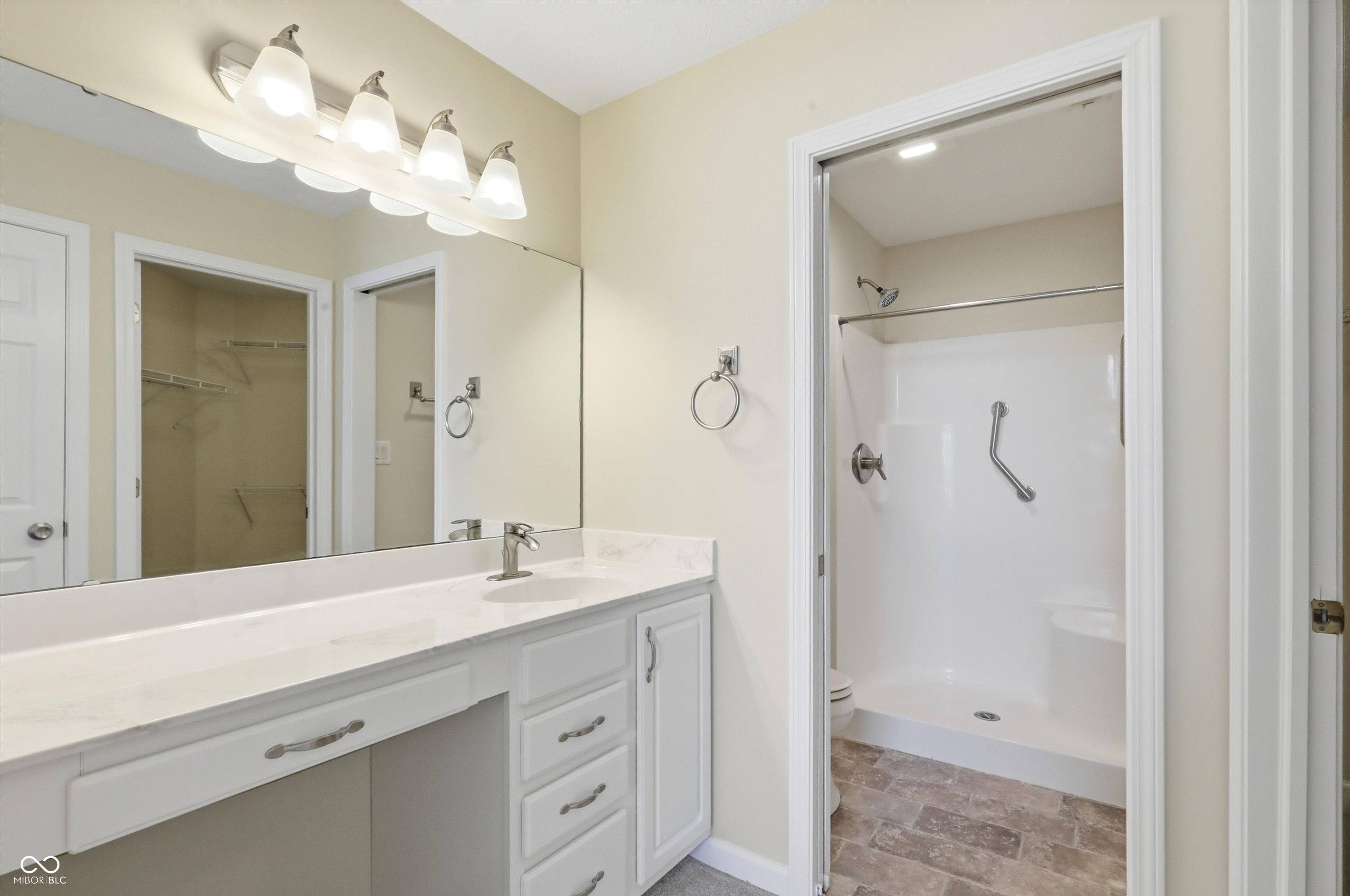 4824 Bridgefield Drive
