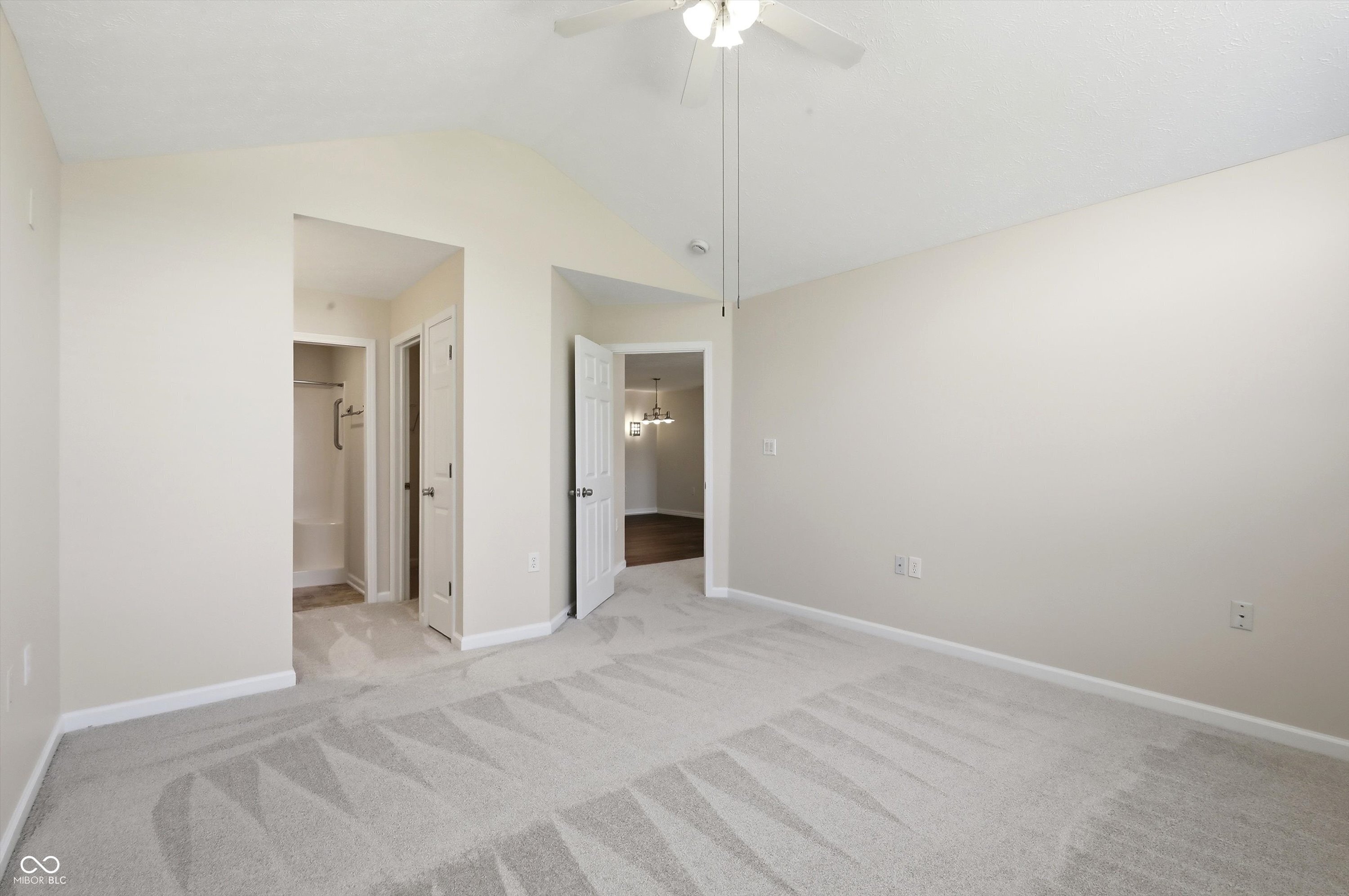4824 Bridgefield Drive