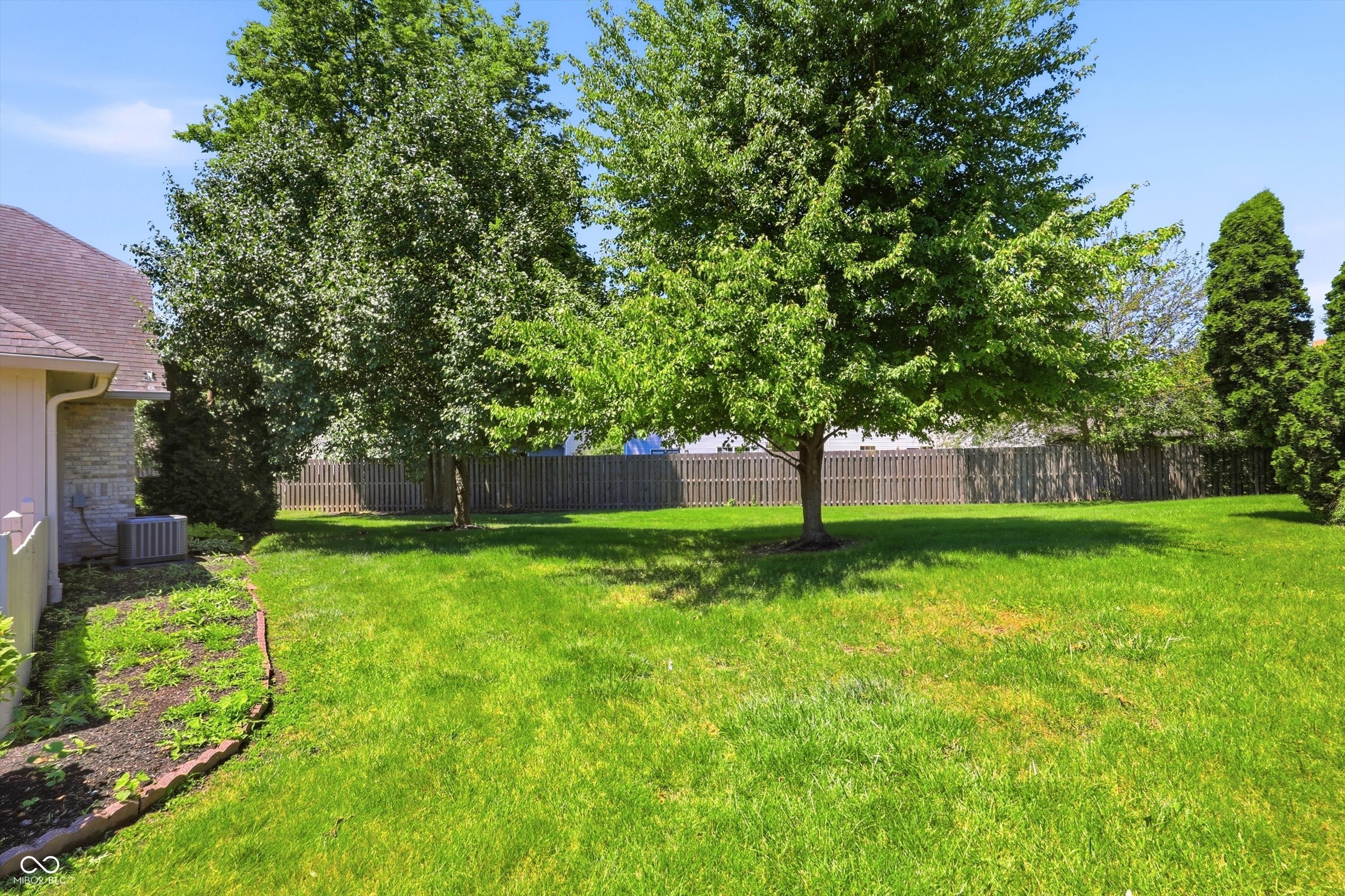 4824 Bridgefield Drive