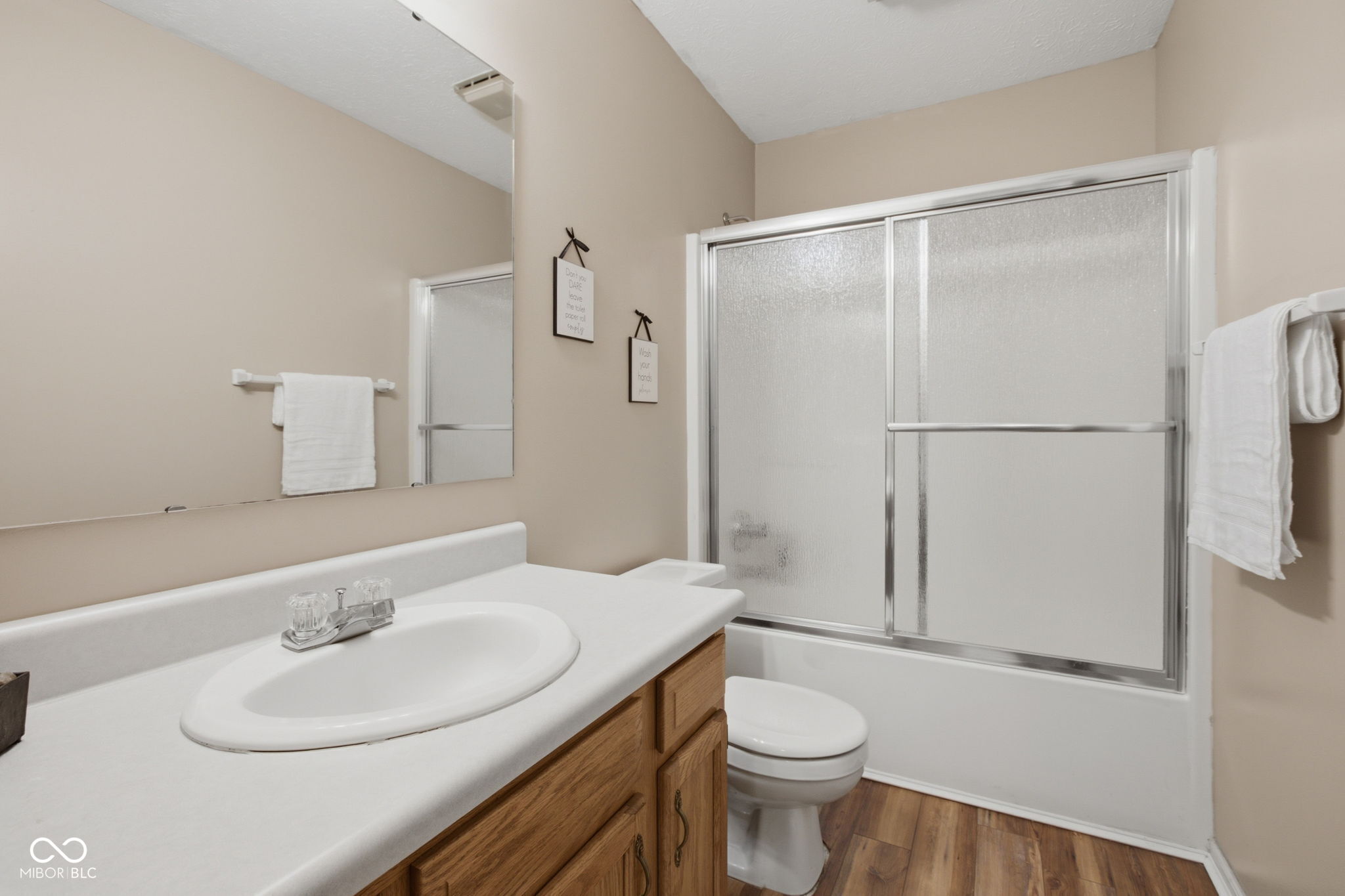 5473 Kelly Anne Way