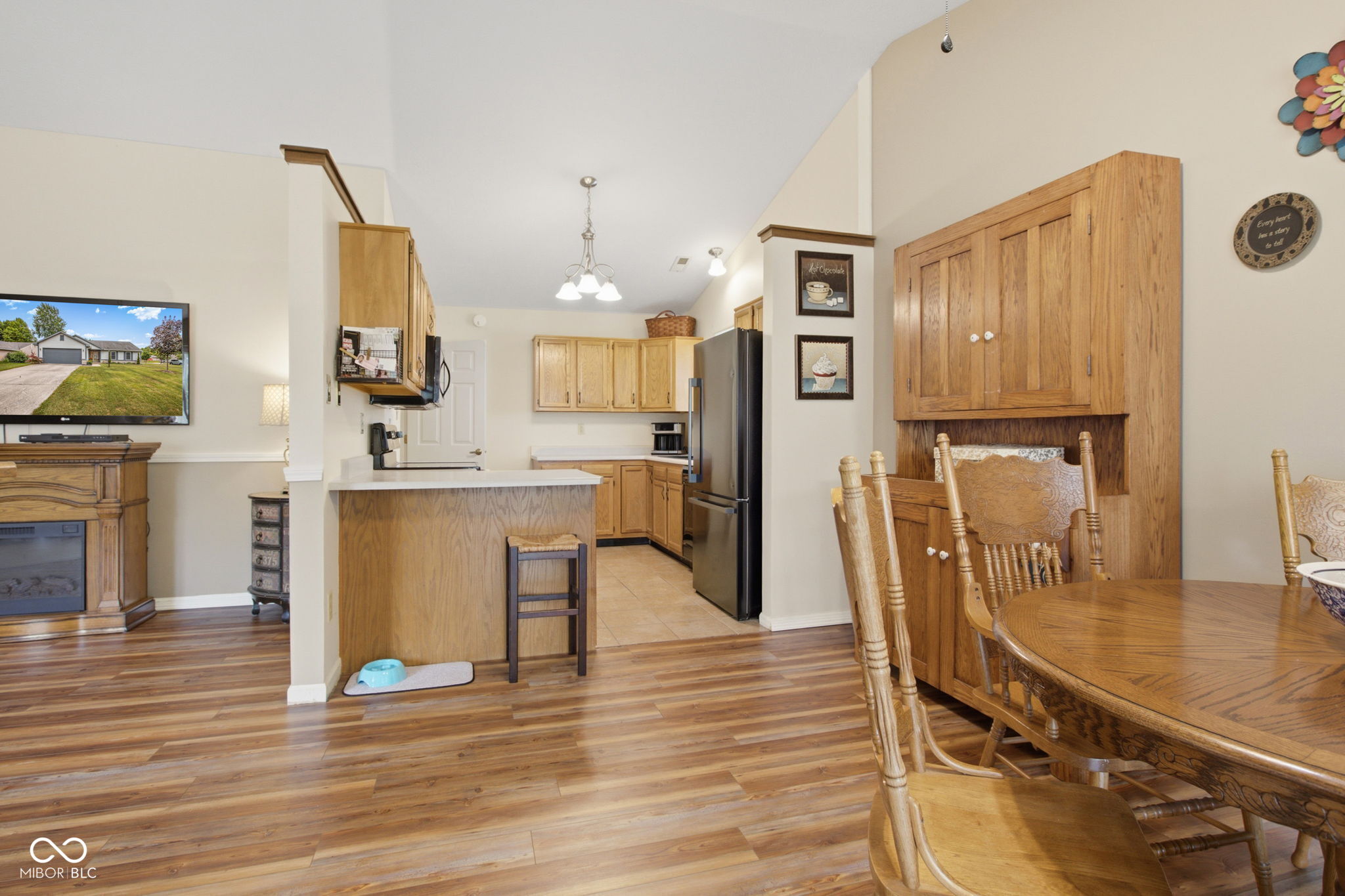5473 Kelly Anne Way