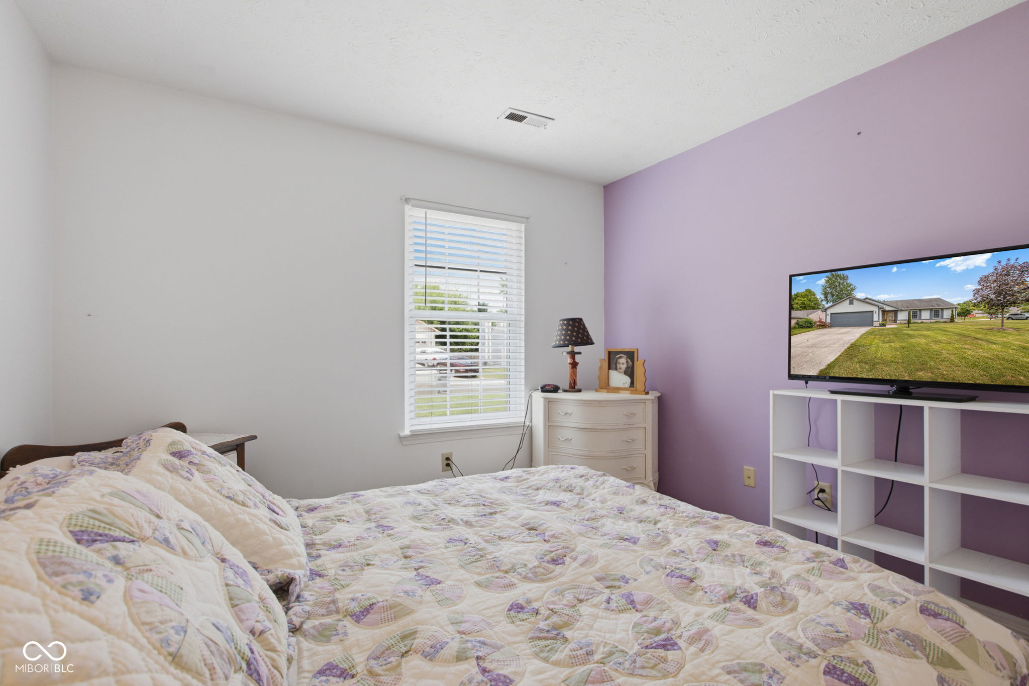 5473 Kelly Anne Way