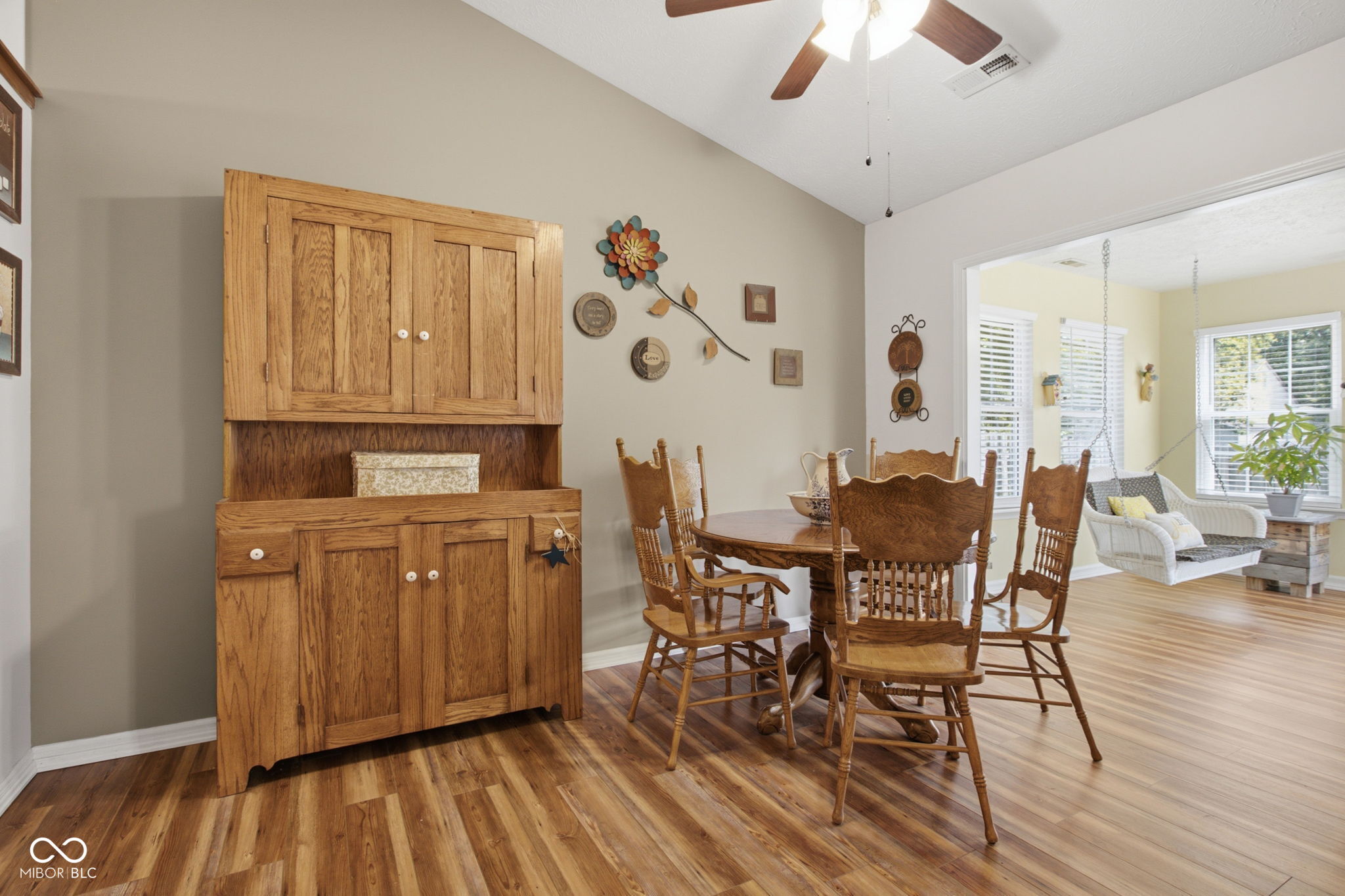 5473 Kelly Anne Way
