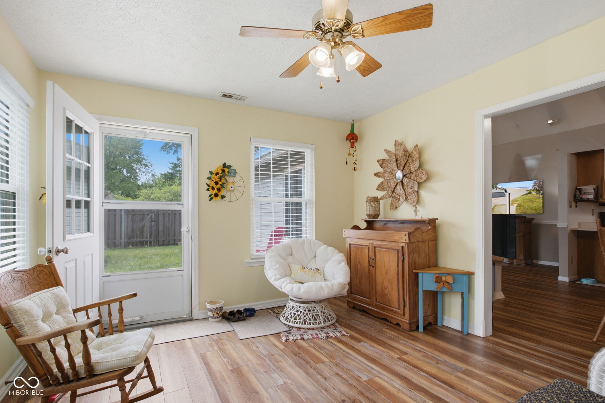 5473 Kelly Anne Way